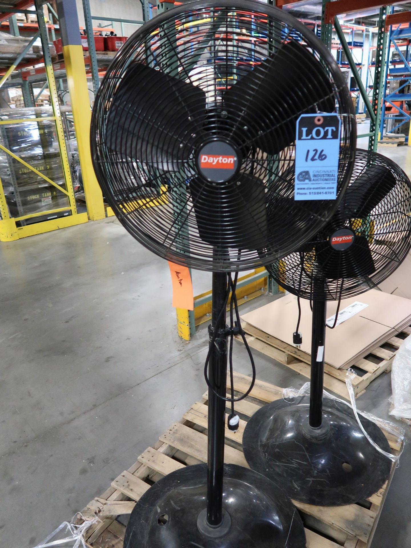 20" PEDESTAL AIR CIRCULATOR