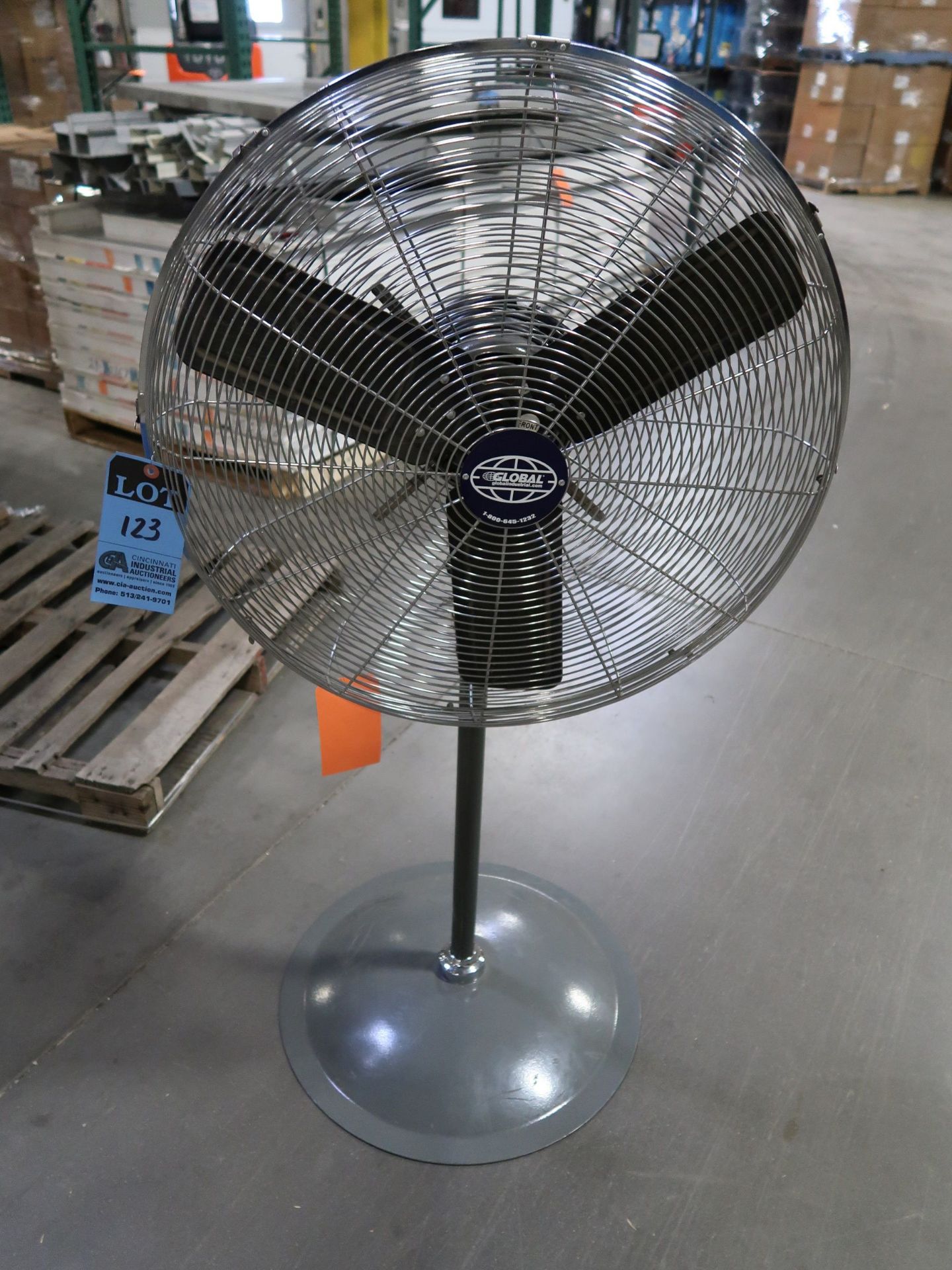 24" PEDESTAL AIR CIRCULATOR