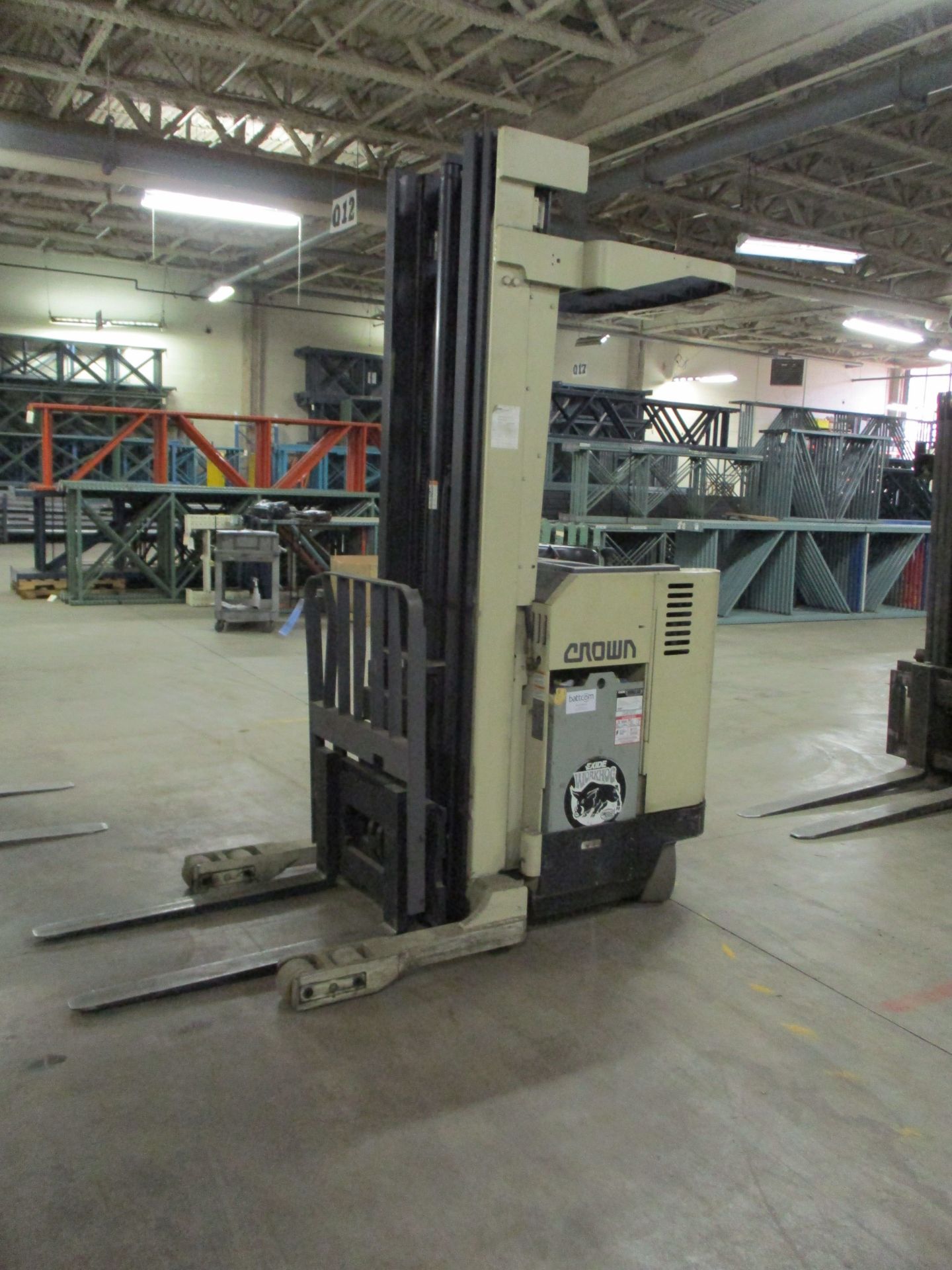 3,500 LB. CROWN MODE3L RR3520-35 ELECTRIC REACH TRUCK; S/N 1A1-74493, 107" MAST HEIGHT, 42" FORKS, - Image 2 of 7