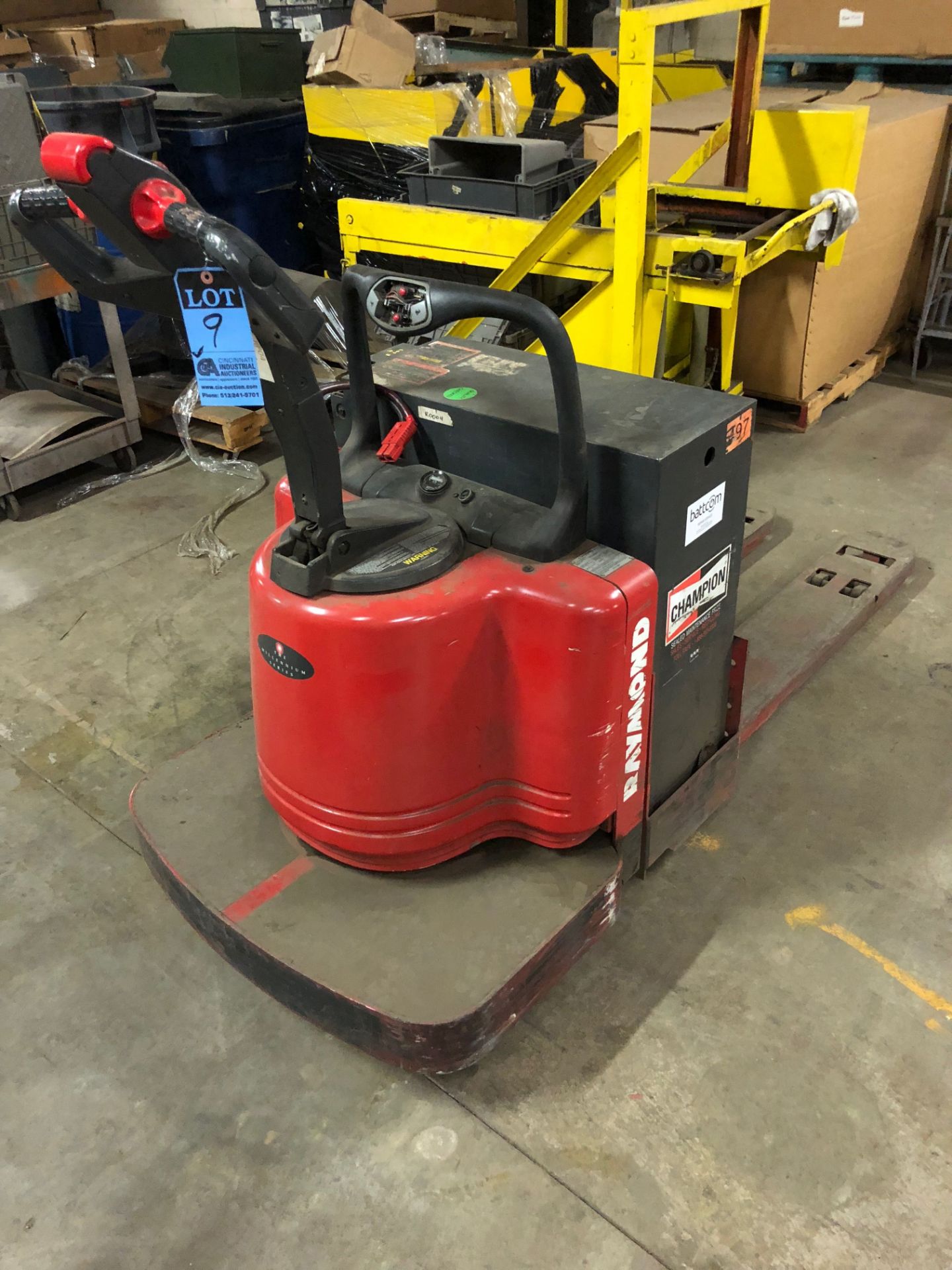 6,000 LB. RAYMOND MODEL 112TM ELECTRIC PALLET TRUCK; S/N 112-04-51497, 48" FORKS, 24 VOLT, WITH