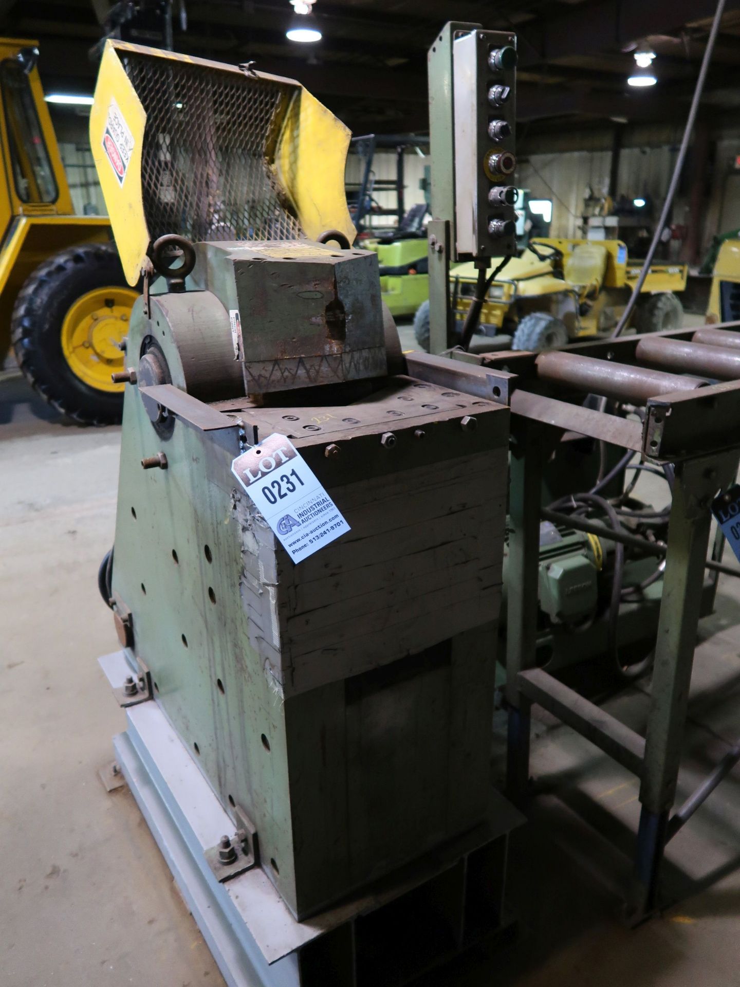 196 TON FRANKLIN MODEL NO. 908200 HYDRAULIC NOTCHER; S/N 2997F2917, 5-1/2" X 5-1/2" MAX NOTCH