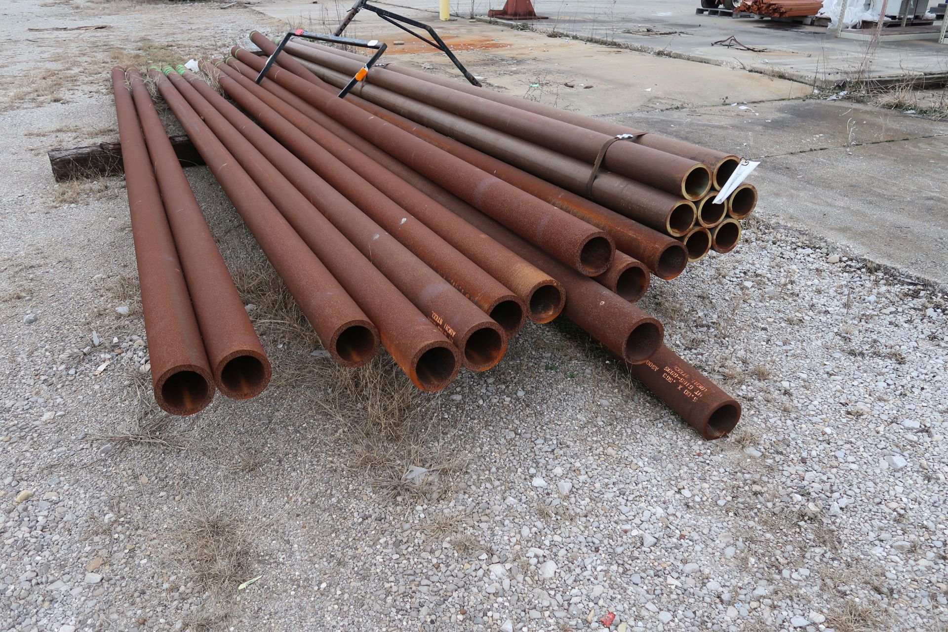 (LOT) HEAVY DUTY THICK WALL STEEL PIPE *LOT COLOR GREEN* - Image 4 of 4