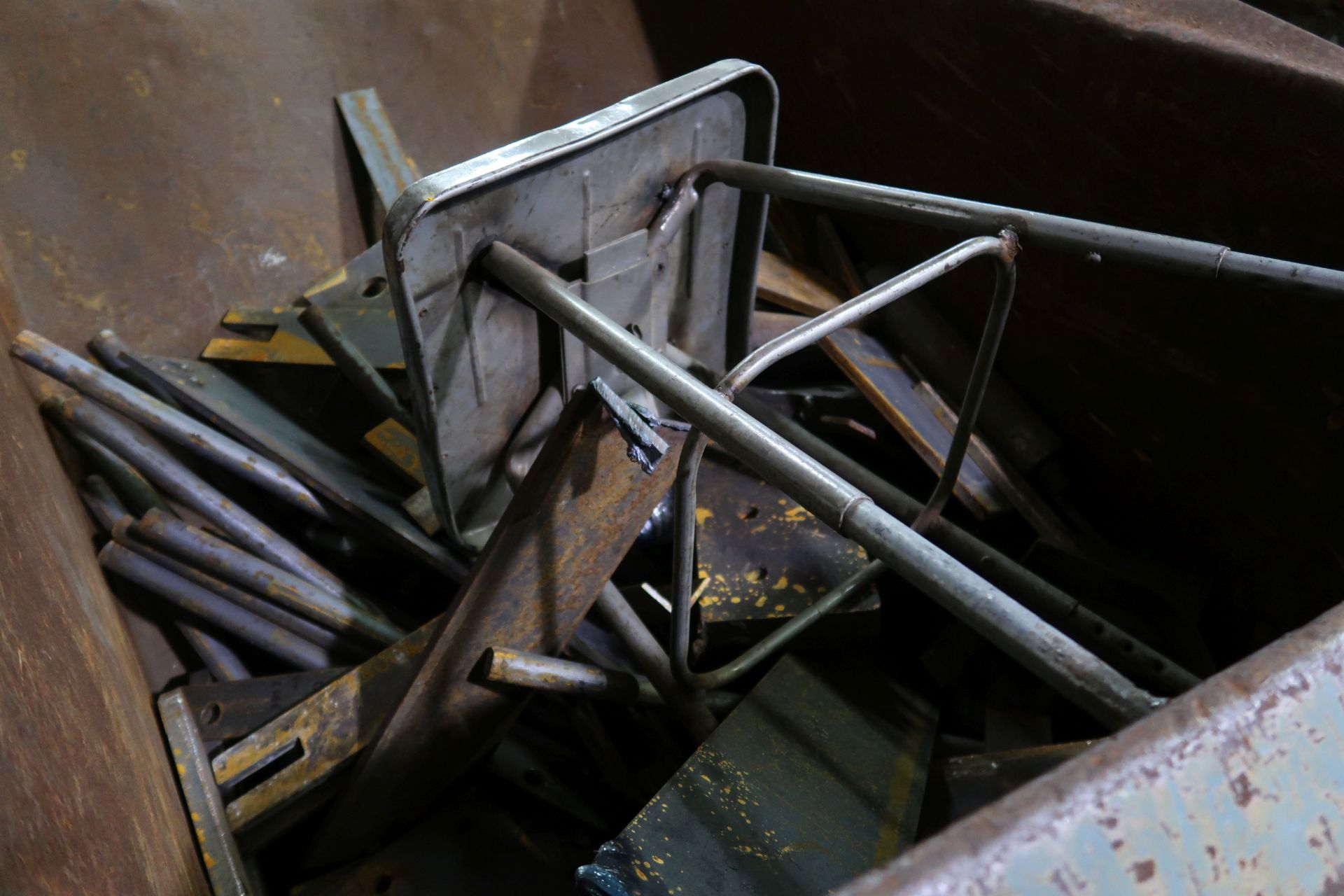 SELF DUMPING HOPPER AND SCRAP STEEL CONTENTS - Image 2 of 2