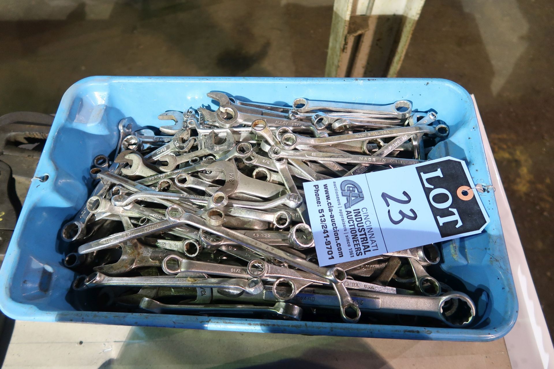 (LOT) COMBINATION WRENCHES