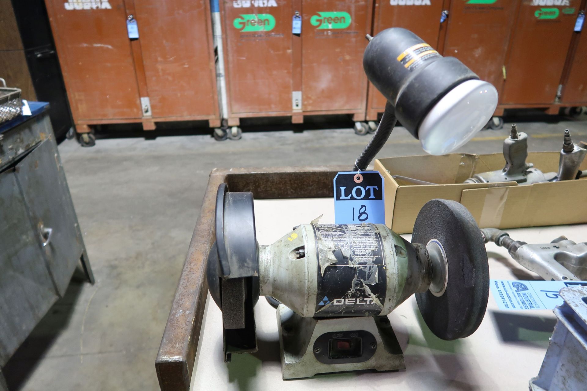 DELTA DE BENCH GRINDER