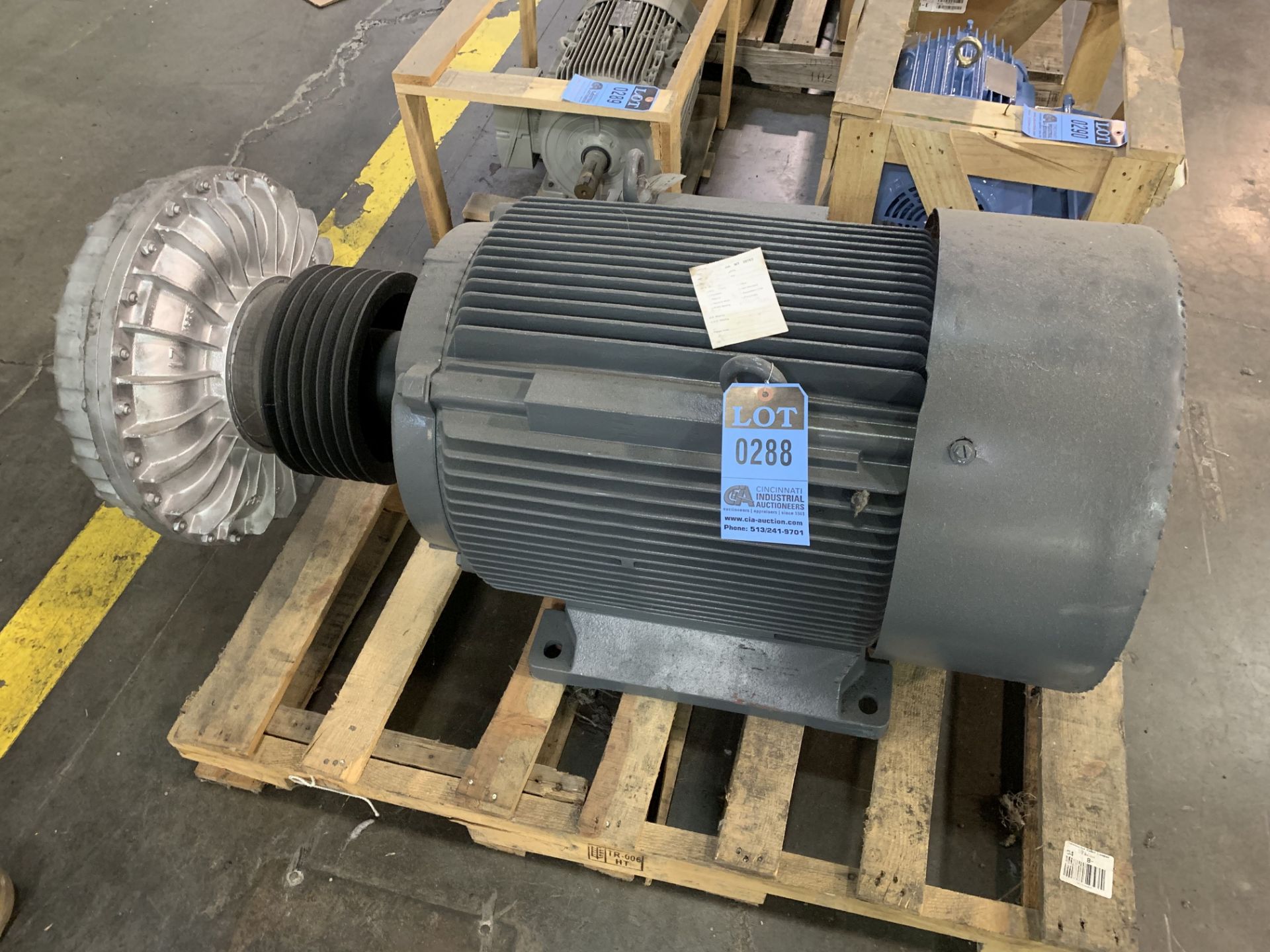 150 HP CD (GERMAN MADE) ELECTRIC MOTOR WITH ATTACHED PULLEY / CONVERTER - SPARE FOR VECOPLAN