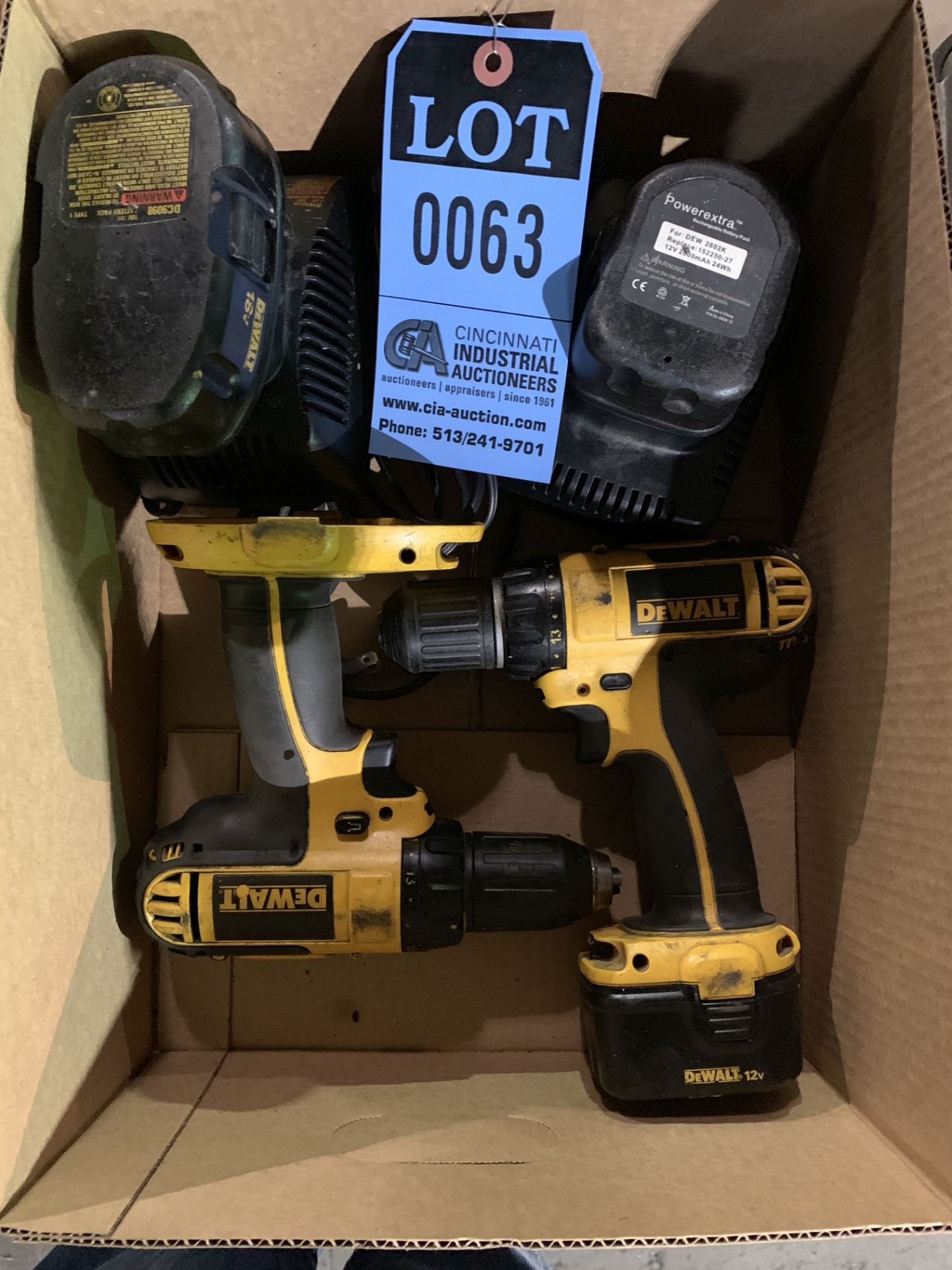 (LOT) DEWALT CORDLESS DRILLS **LOCATED AT 111 W. WESTCOTT WAY**