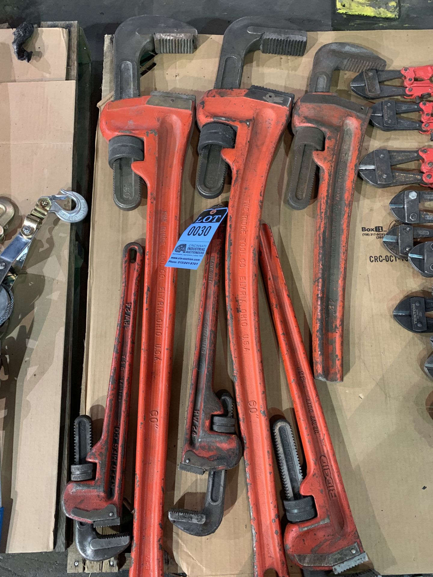 (LOT) ASSORTED SIZE PIPE WRENCHES, 24" TO 60" **LOCATED AT 111 W. WESTCOTT WAY**