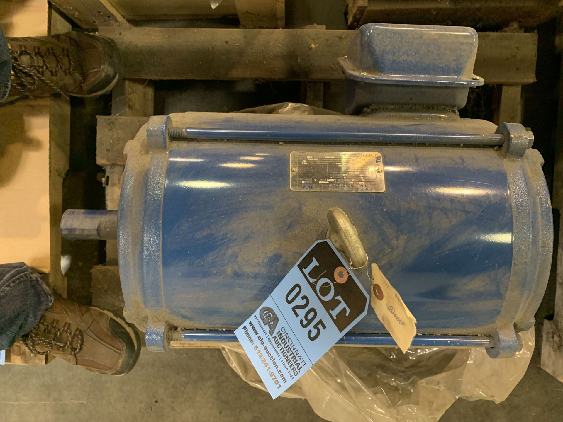 5 HP WESTINGHAUS ELECTRIC MOTOR - NEW **LOCATED AT 1711 KIMBERLY PARK DRIVE**