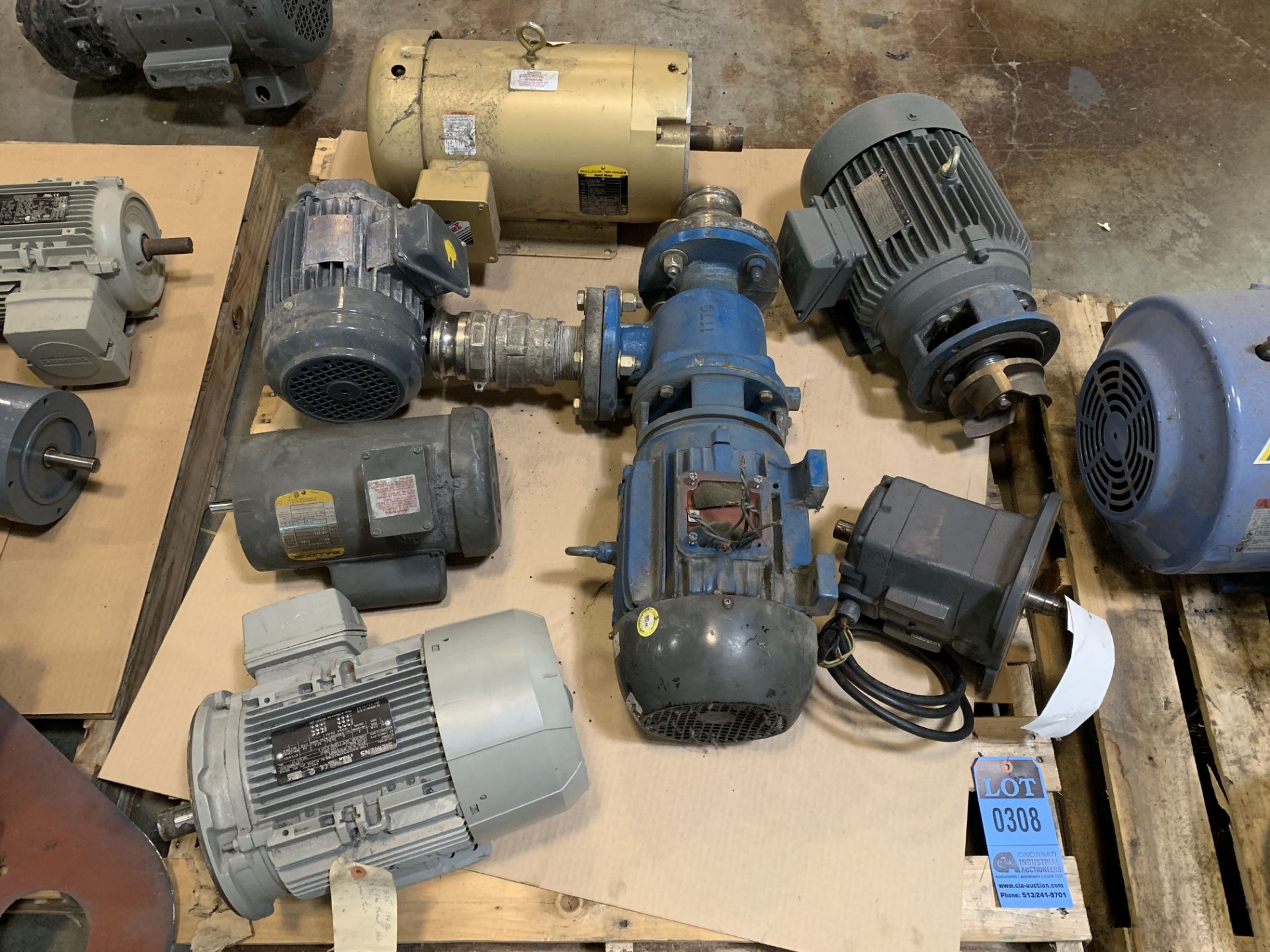 (LOT) (6) ELECTRIC MOTORS ON SKID - 2 TO 10 HP **LOCATED AT 1711 KIMBERLY PARK DRIVE**