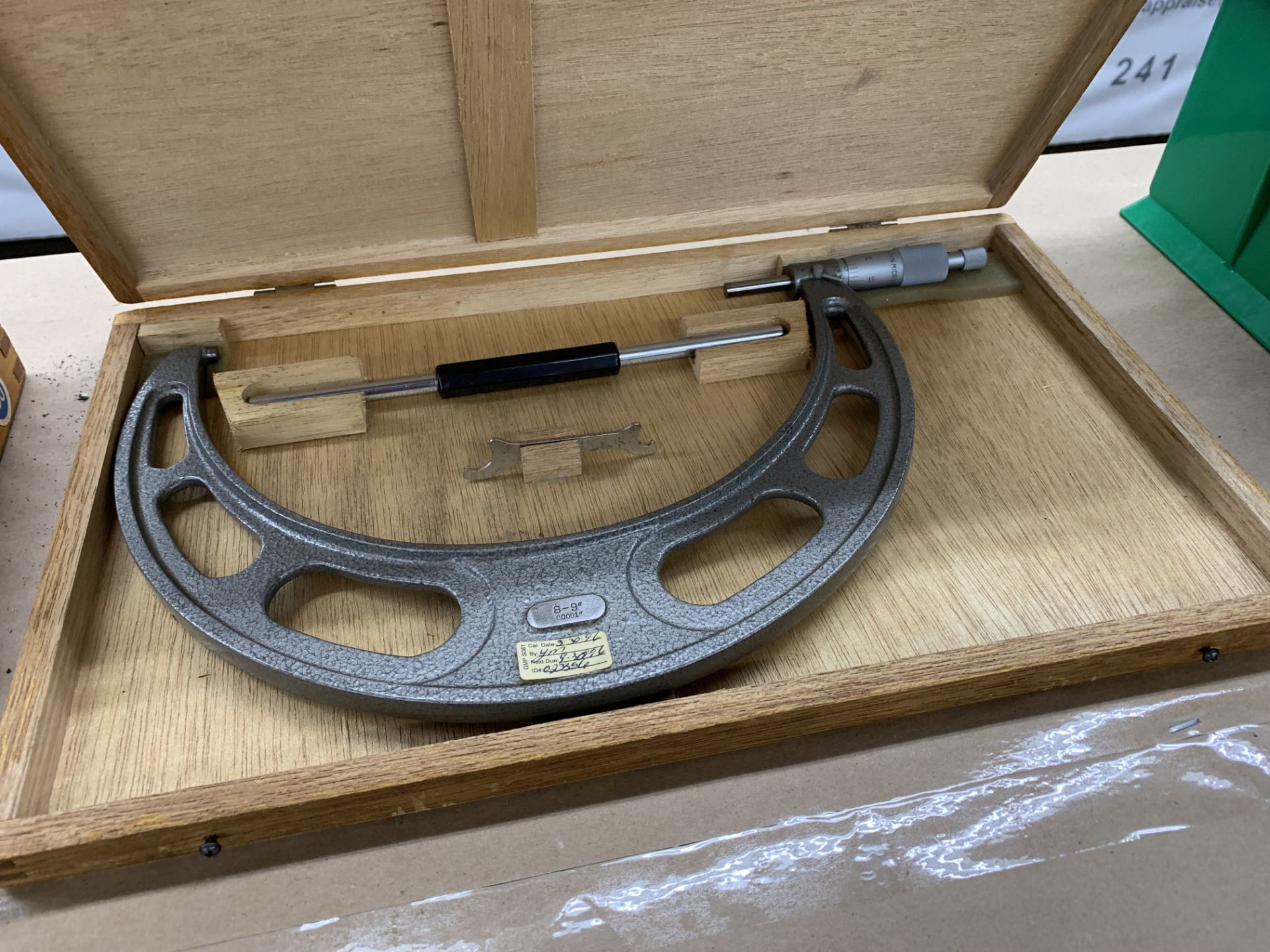 8"-9" NSK MICROMETER