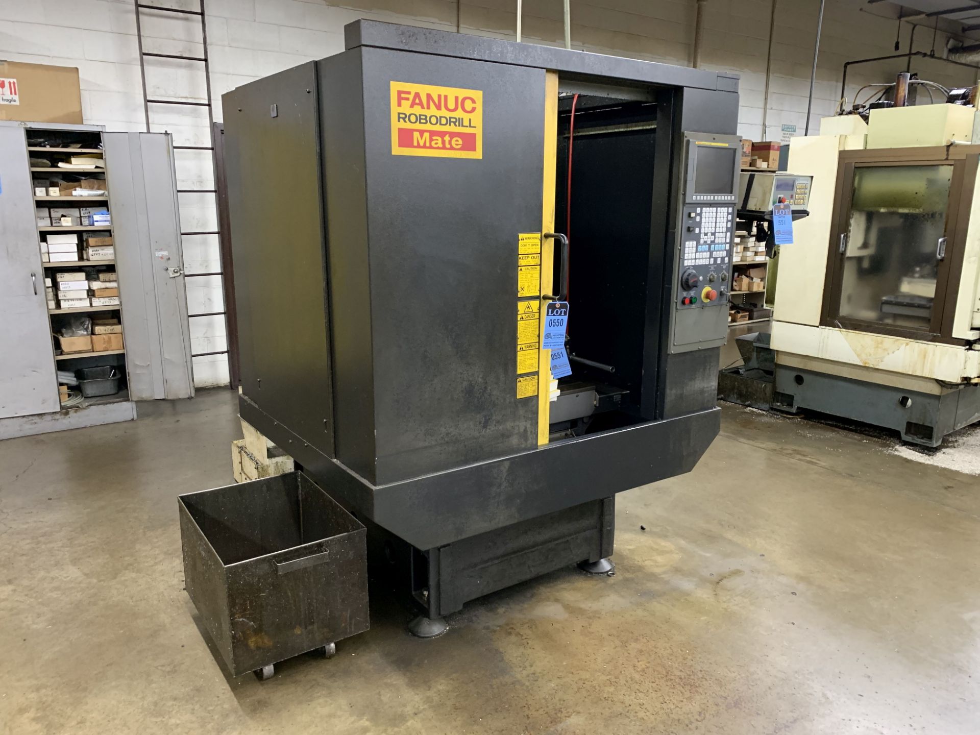 FANUC MODEL ROBODRILL MATE CNC DRILL AND TAPPING CENTER; S/N 071VN201, FANUC Oi-MC CONTROL, 25.6" - Image 2 of 8