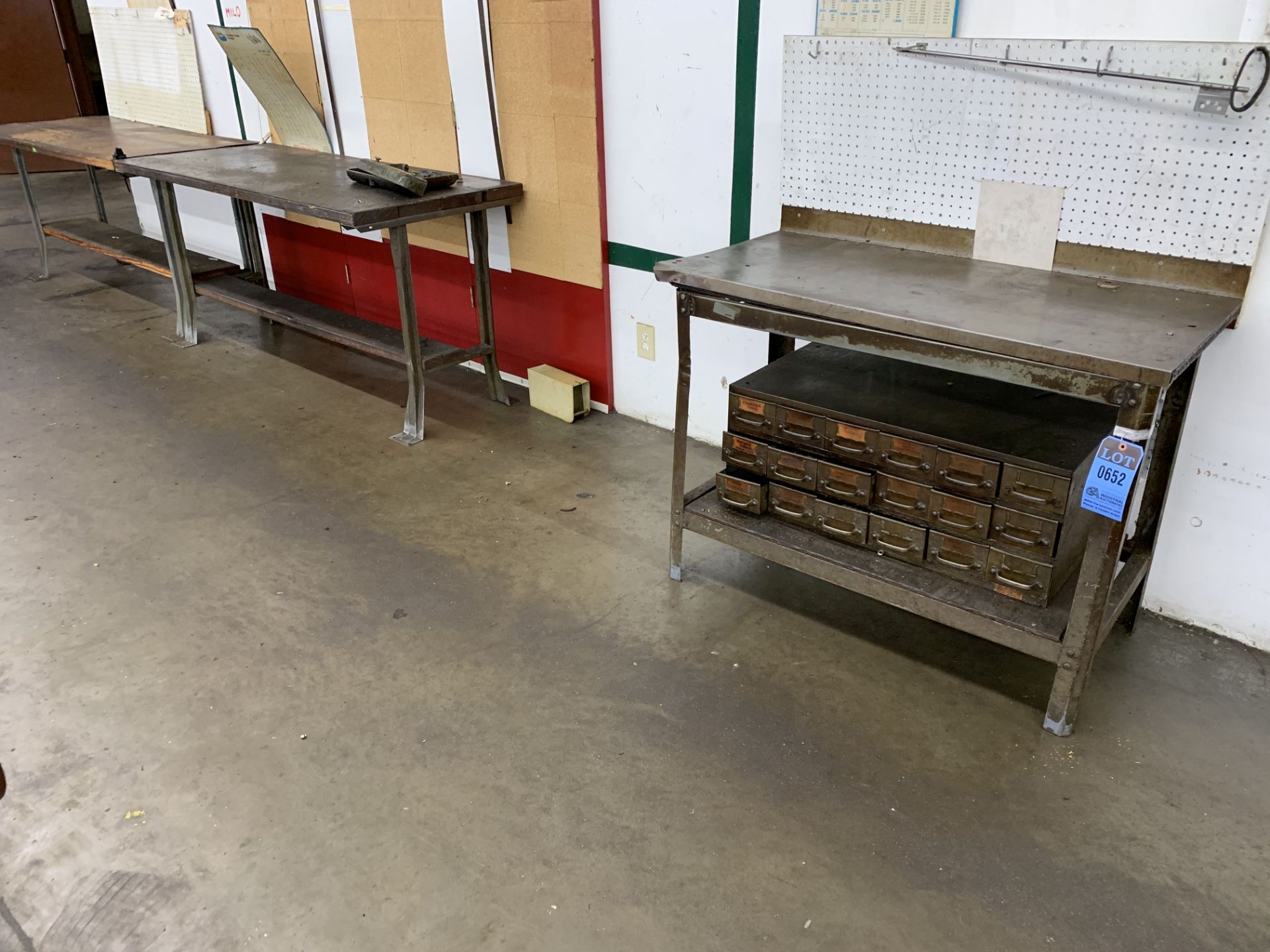 MISCELLANEOUS SIZE STEEL FRAME WOOD TOP WORK BENCHES