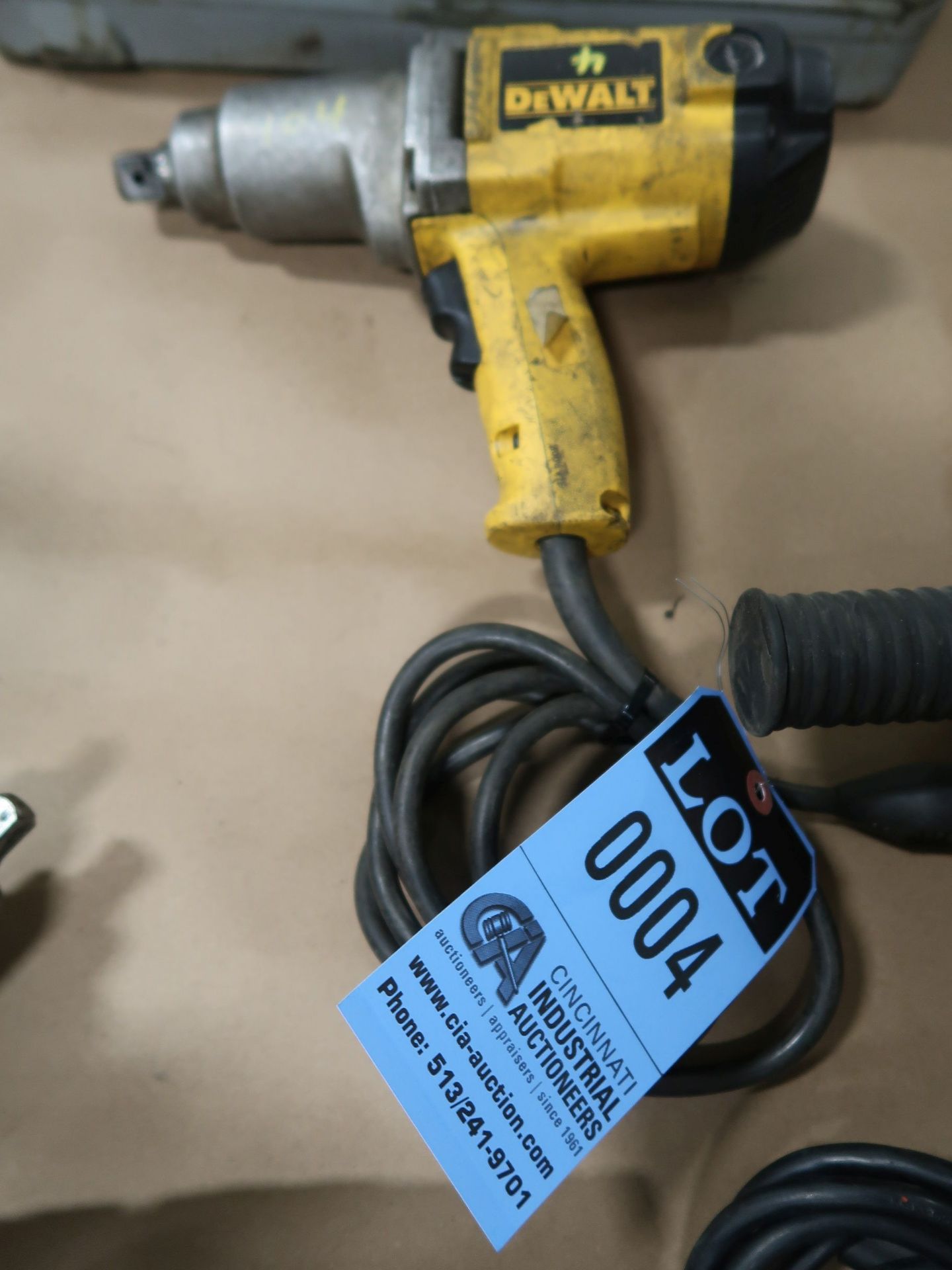 3/4 DEWALT ELECTRIC IMPACT WRENCH