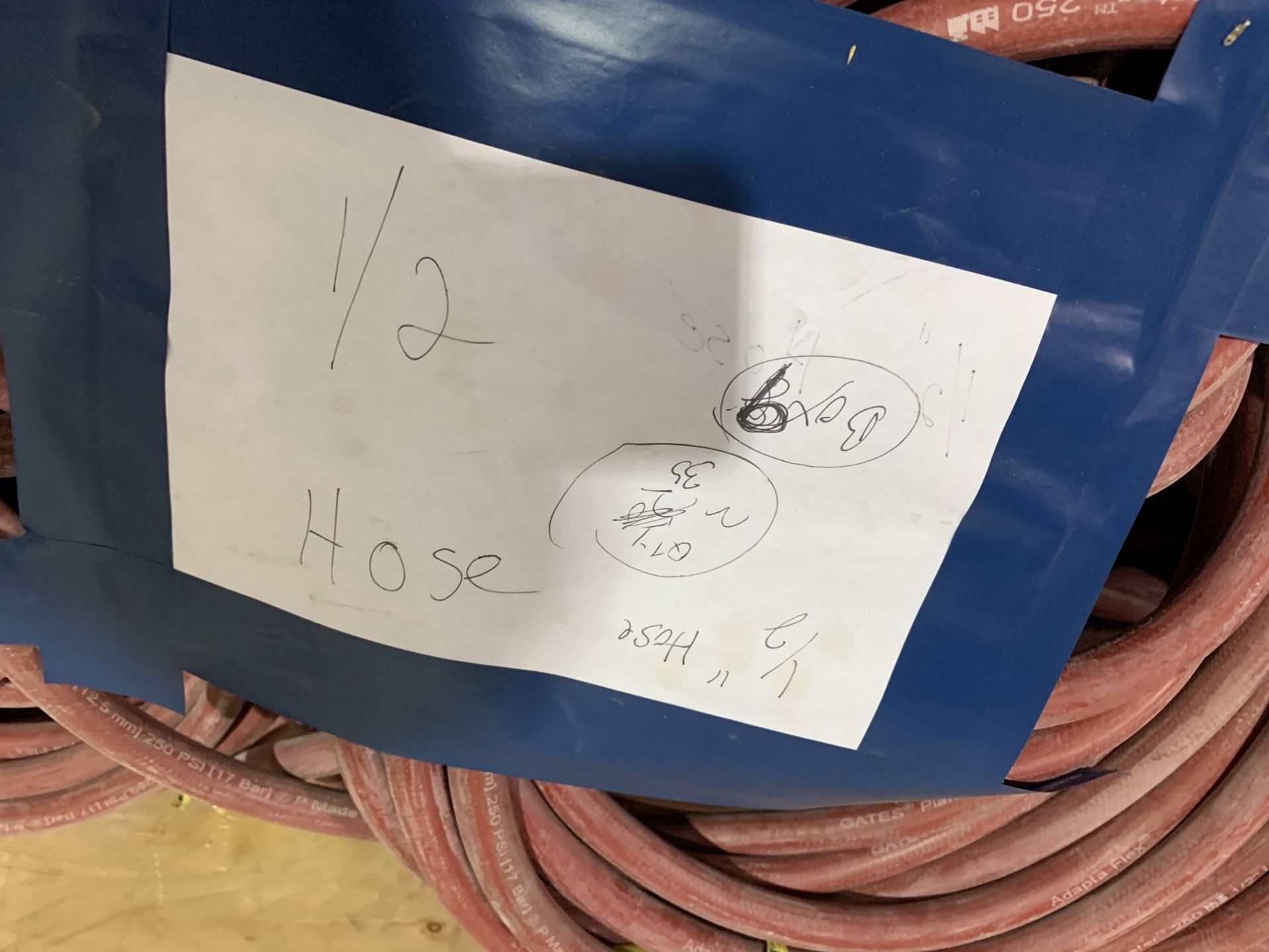 (LOT) 1/2" AIR HOSE - Image 2 of 3