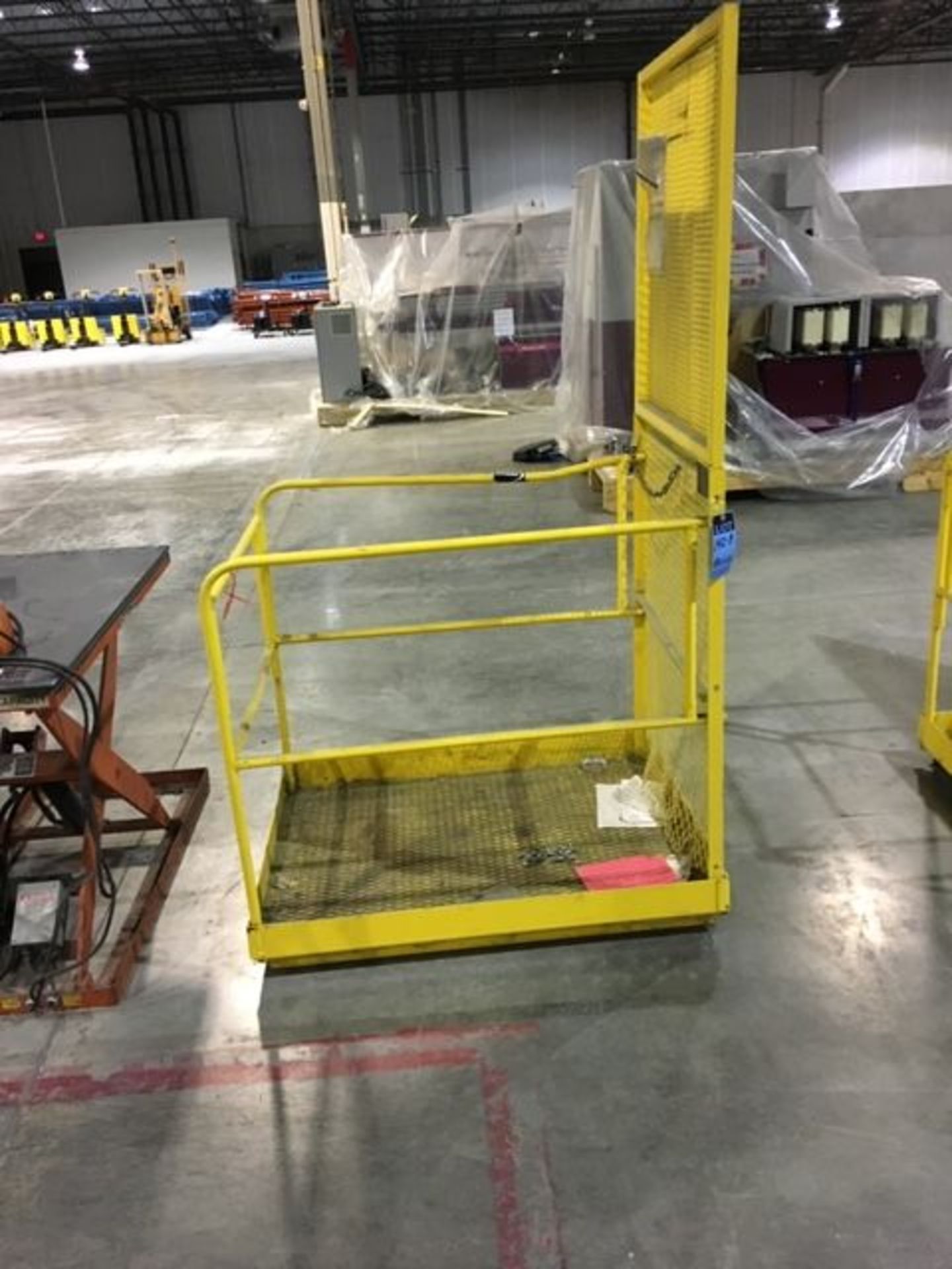 LIFT SAFETY CAGE