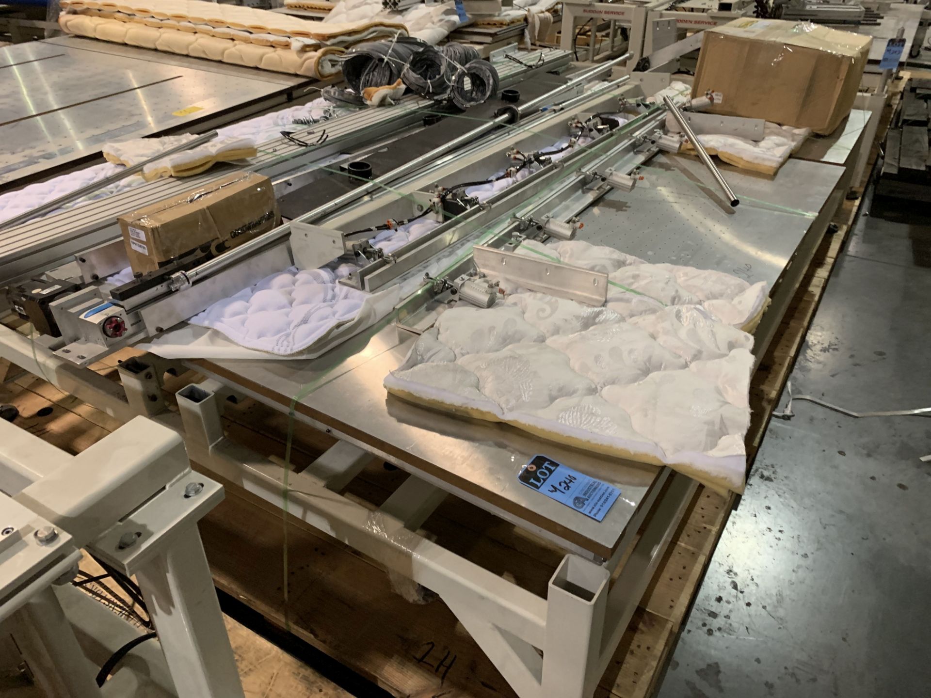 ATLANTA ATTACHMENT FOAM PANEL STRETCH TABLE W/ DELIVERY SYSTEM (PARTS MISSING) - Image 2 of 2