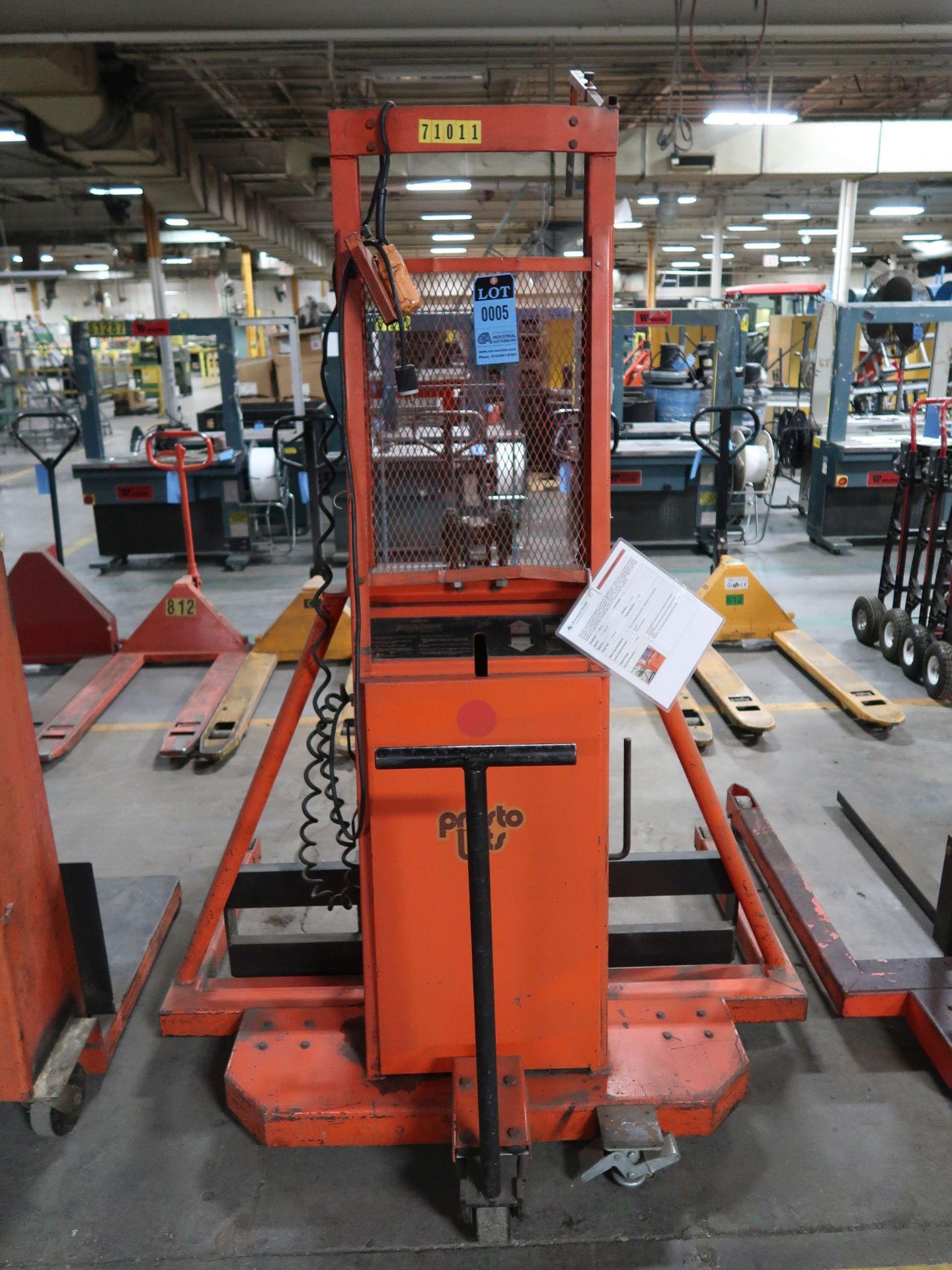 2,000 LB. PRESTO WALK BEHIND ELECTRIC DIE LIFT / STACKER