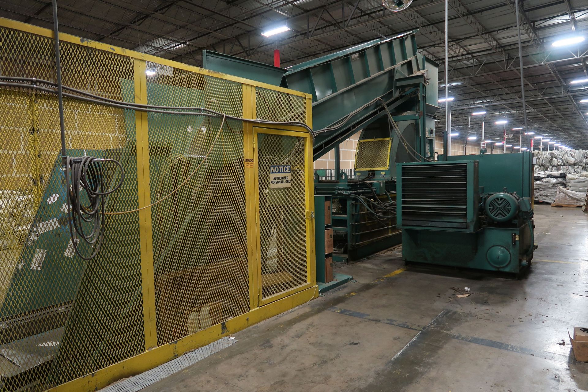 50-HP HARRIS SELCO MODEL HLO-128A50T HORIZONTAL OPEN-END BALER W/ AUTO-TIE; S/N 039870180, 30" WIDE - Image 3 of 34