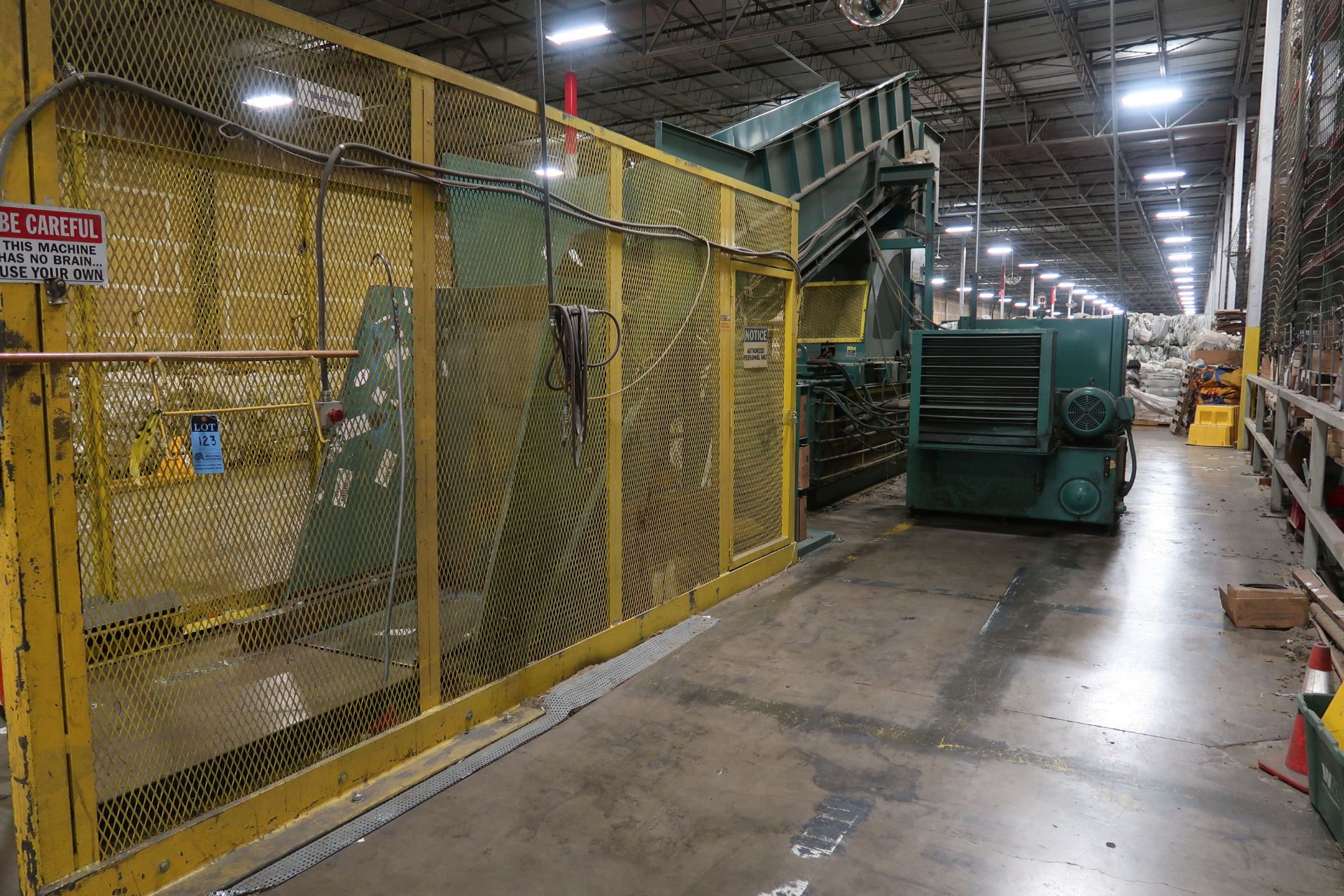 50-HP HARRIS SELCO MODEL HLO-128A50T HORIZONTAL OPEN-END BALER W/ AUTO-TIE; S/N 039870180, 30" WIDE - Image 31 of 34