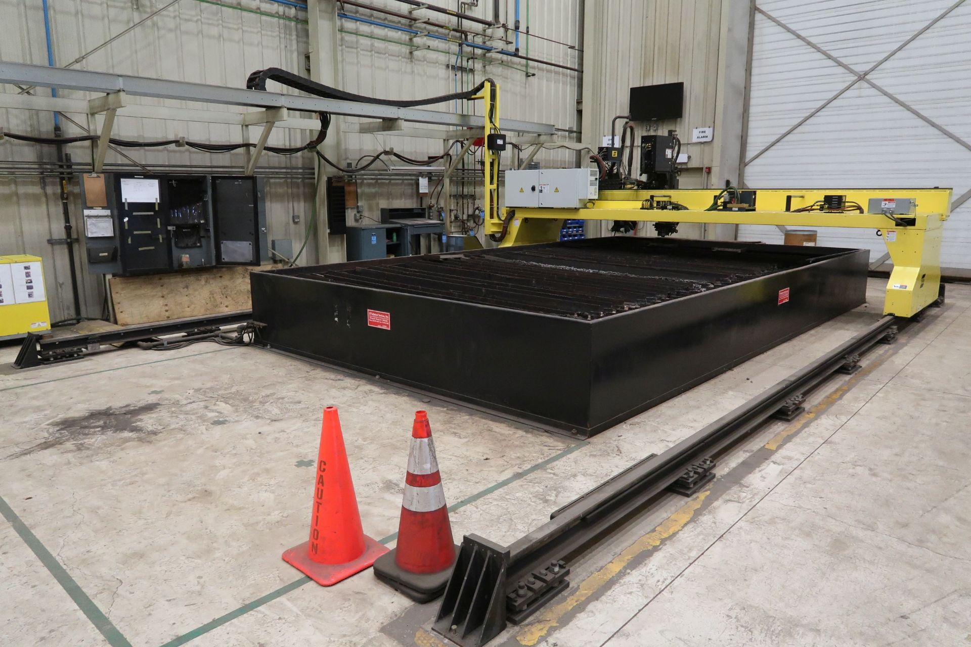 ESAB MODEL AVENGER 2-5 CNC PLASMA / OXY BEVEL HEAD BURING TABLE; S/N 0560953014, CNC CONTROL, 14' - Image 2 of 18