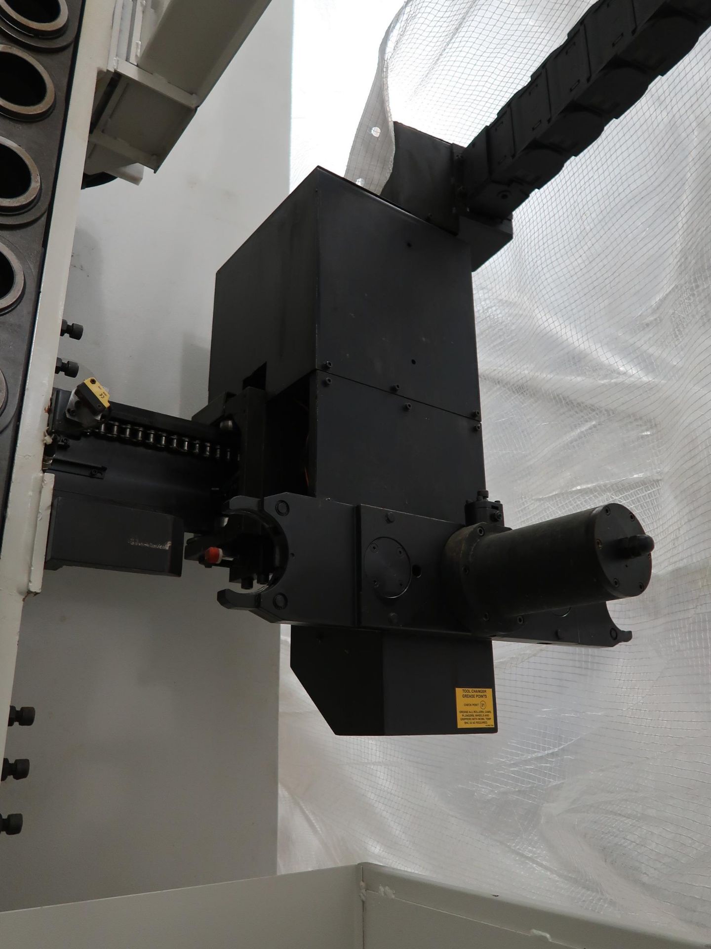 **6.1" GIDDINGS & LEWIS MODEL MC-1250 FIVE-AXIS TWO-PALLET ROTARY TABLE CNC HORIZONTAL BORING MILL; - Image 33 of 40