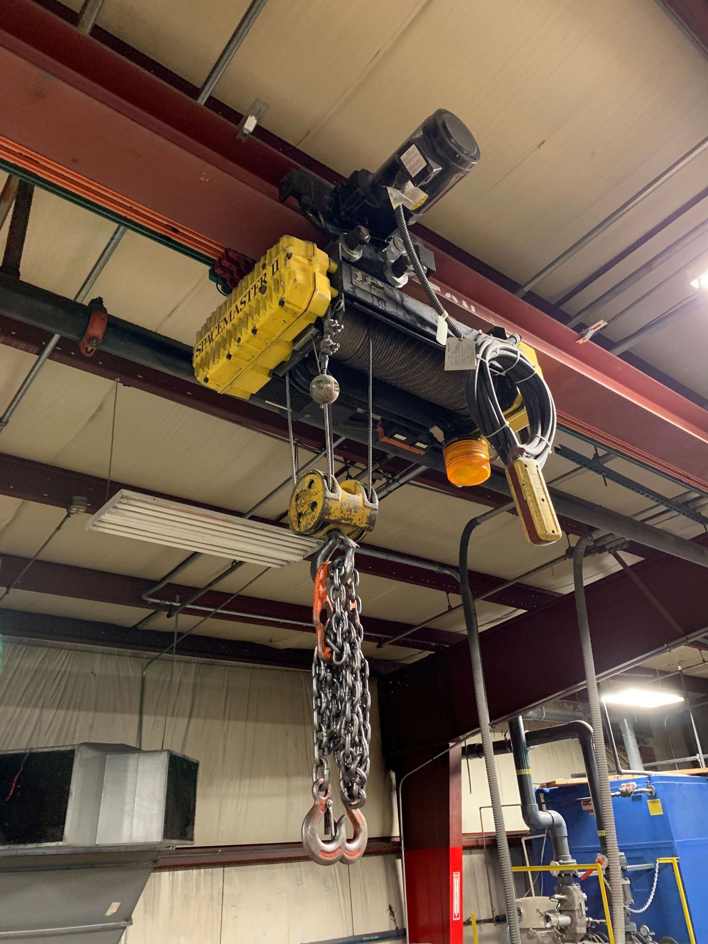 3 TON X 200' LONG MONORAIL CRANE SYSTEM W/ 3 TON R&M SPACEMASTER II ELECTRIC WIRELESS PENDANT - Image 3 of 7