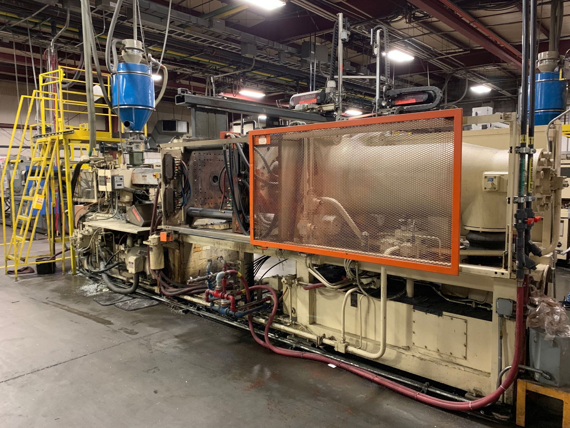 390 TON X 48 OZ. TOSHIBA MODEL IGS390-27-A HYDRAULIC CLAMP PLASTIC INJECTION MOLDING MACHINE; S/N - Image 12 of 13