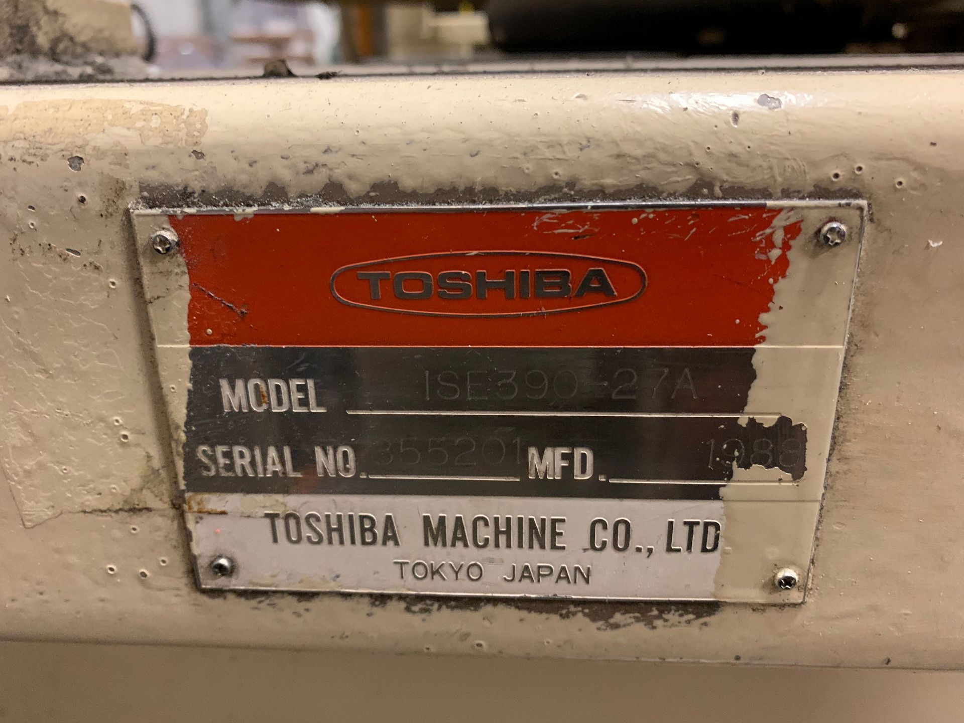 390 TON X 48 OZ. TOSHIBA MODEL IGS390-27-A HYDRAULIC CLAMP PLASTIC INJECTION MOLDING MACHINE; S/N - Image 13 of 13