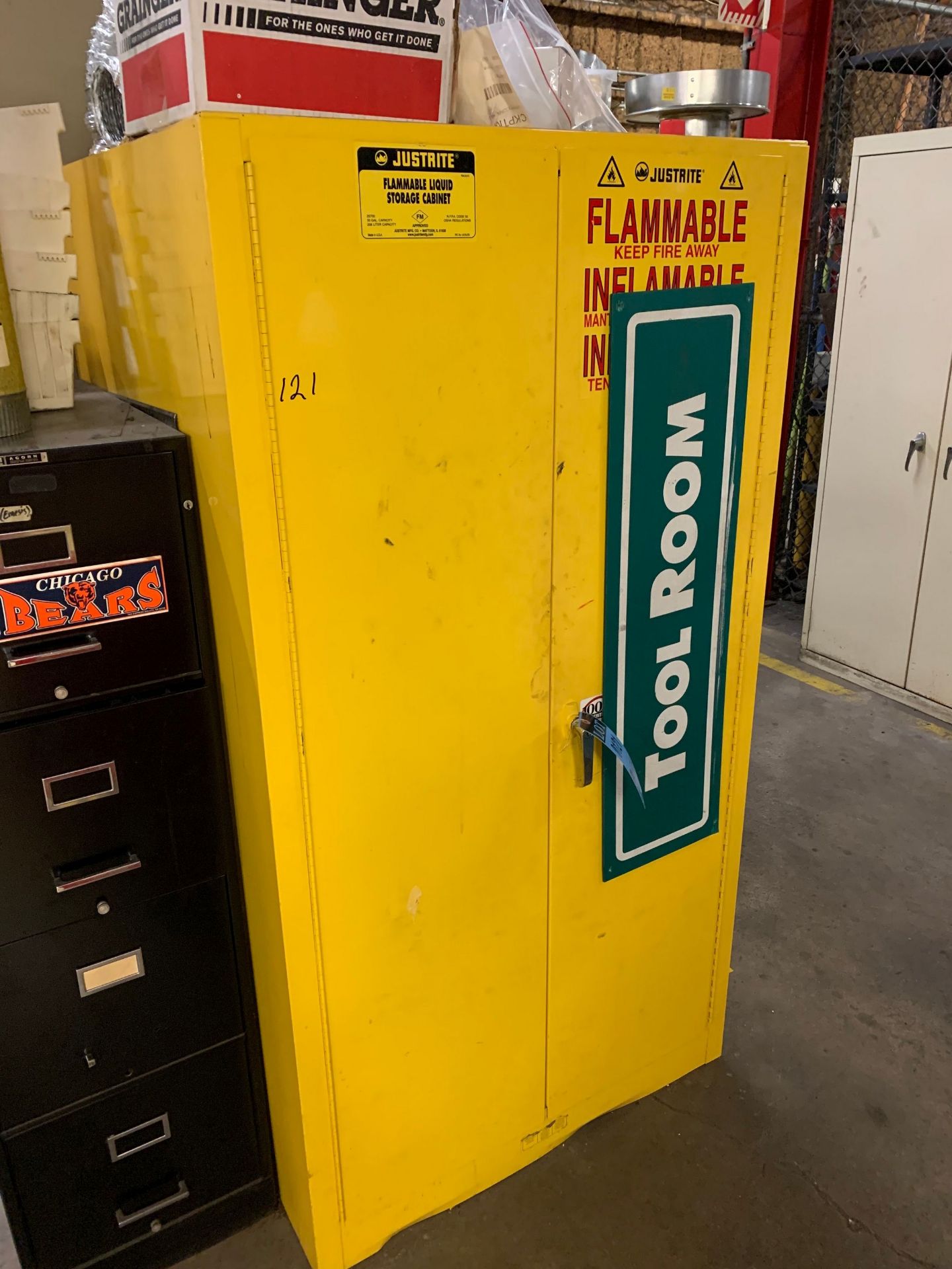 55 GALLON JUSTRITE FLAMMABLE STORAGE CABINET