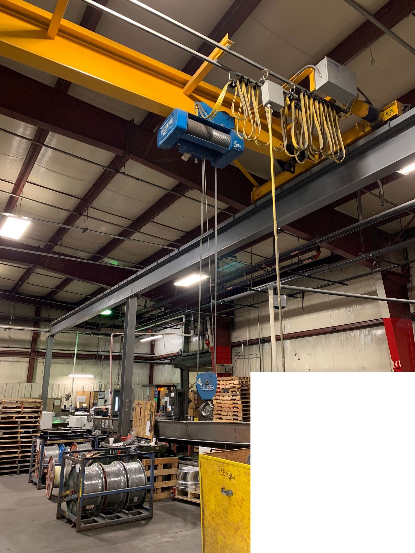 5 TON X 40' SPAN X 70' LONG US CRANE & HOIST FREE-STANDING TOP RUNNING BRIDGE CRANE SYSTEM; 5 TON - Image 4 of 10