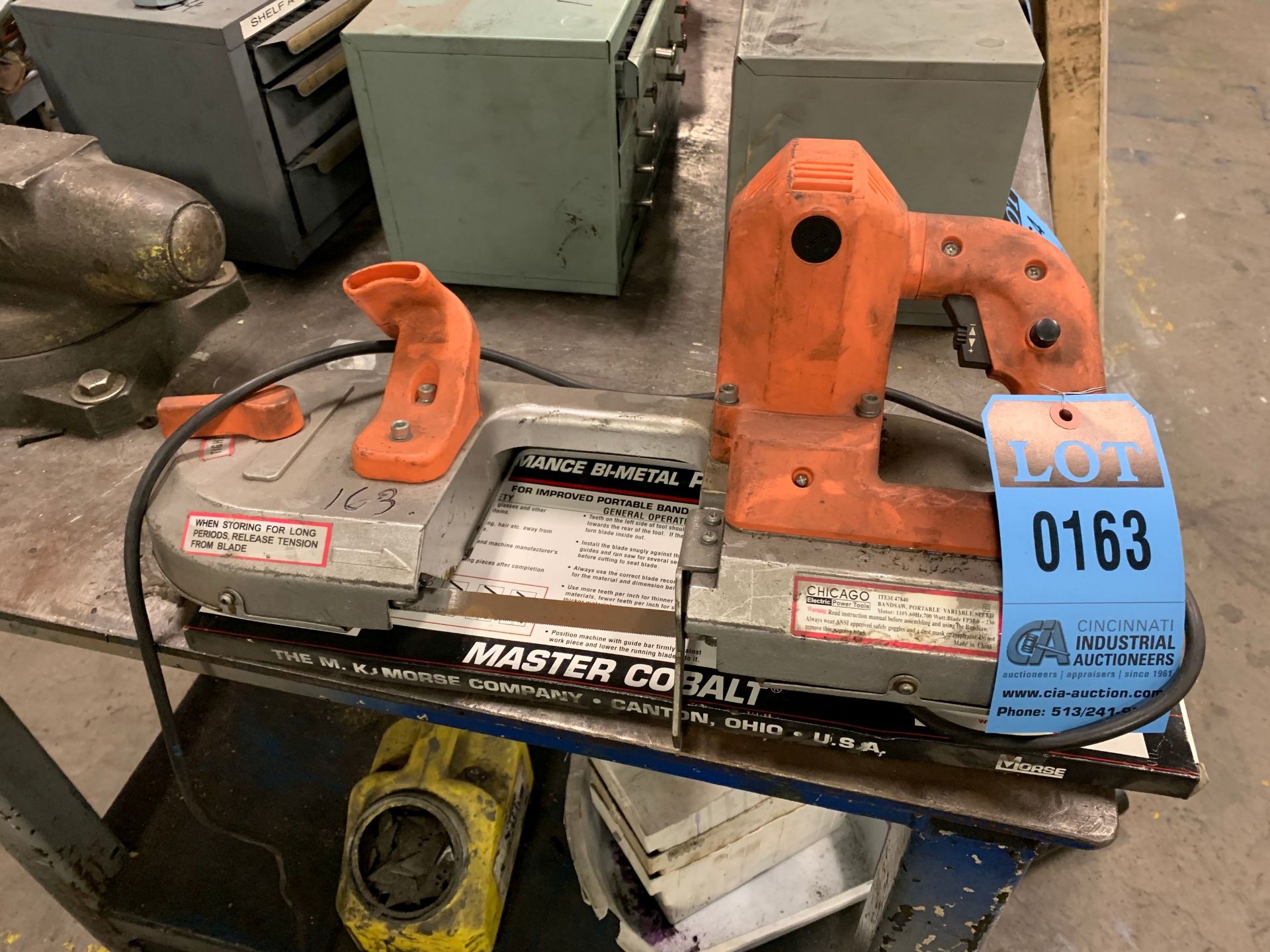 6" CHICAGO ELECTRIC PORTABLE BAND SAW