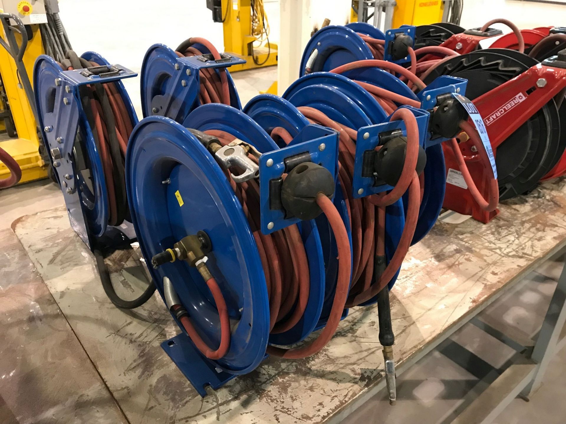 17" DIAMETER COX REELS AIR HOSE REELS - Image 2 of 2