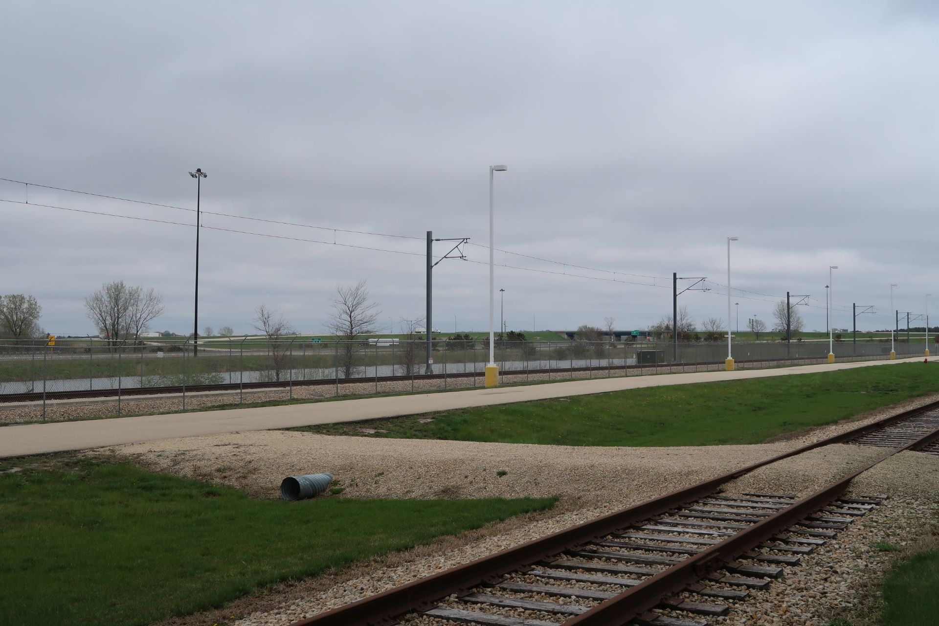 1,500 DC VOLTS SMC / BECKER MODEL SWG-0711-001-A ELECTRIC RAILCAR TEST TRACK WITH 1,000' OVERHEAD - Image 7 of 7