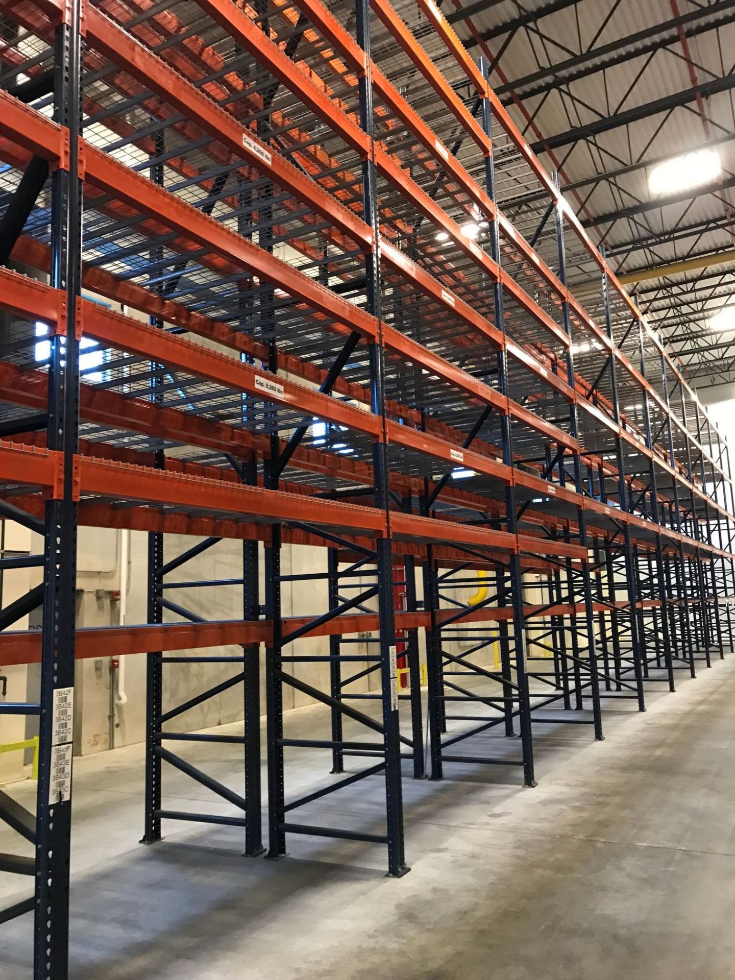 SECTIONS 108" LONG X 42" WIDE X 288" HIGH TEARDROP TYPE ADJUSTABLE BEAM PALLET RACK WITH WIRE - Image 7 of 7