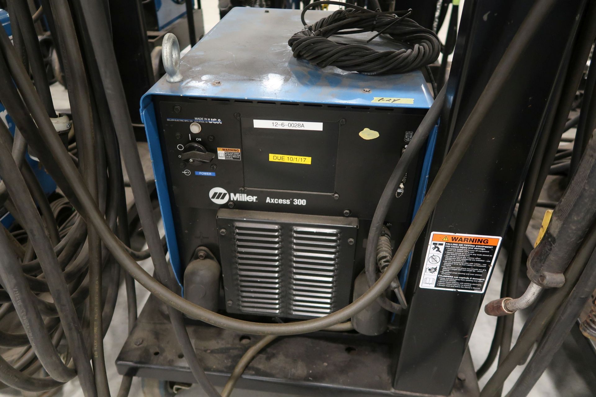 300 AMP MILLER AXCESS 300 MIG WELDER WITH MILLER AXCESS 40V WIRE FEEDER; FA 40003-23 - Image 2 of 4