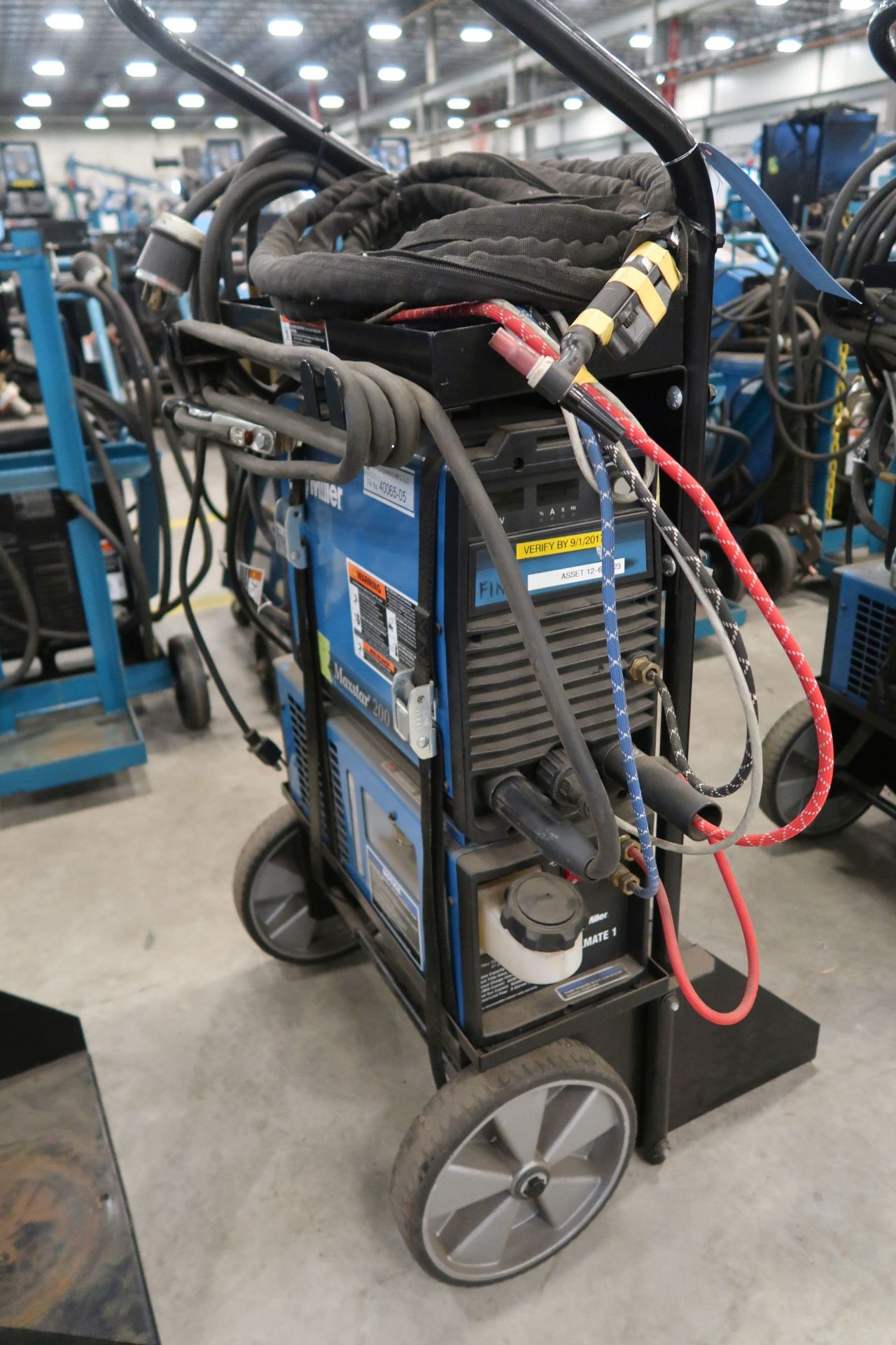 200 AMP MILLER MAXSTAR 200 TIG WELDER WITH MILLER COOLMATE COOLANT SYSTEM; FA 40065-05