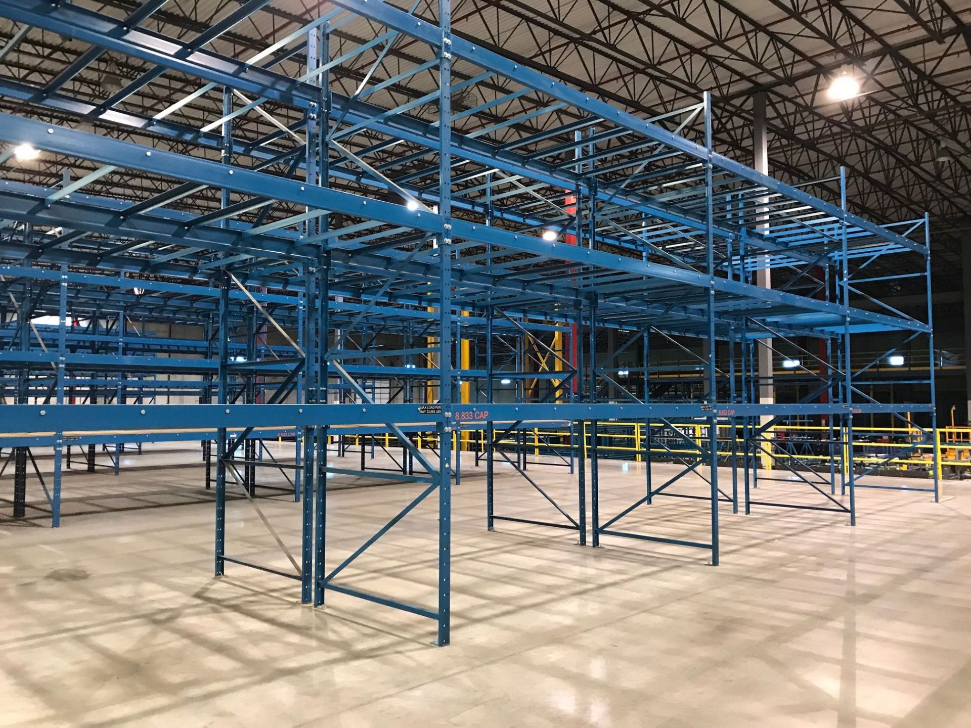 SECTIONS 144" X 60" X 192" BOLT TOGETHER TYPE ADJUSTABLE BEAM PALLET RACK WITH SHELF SUPPORTS ** - Image 2 of 4