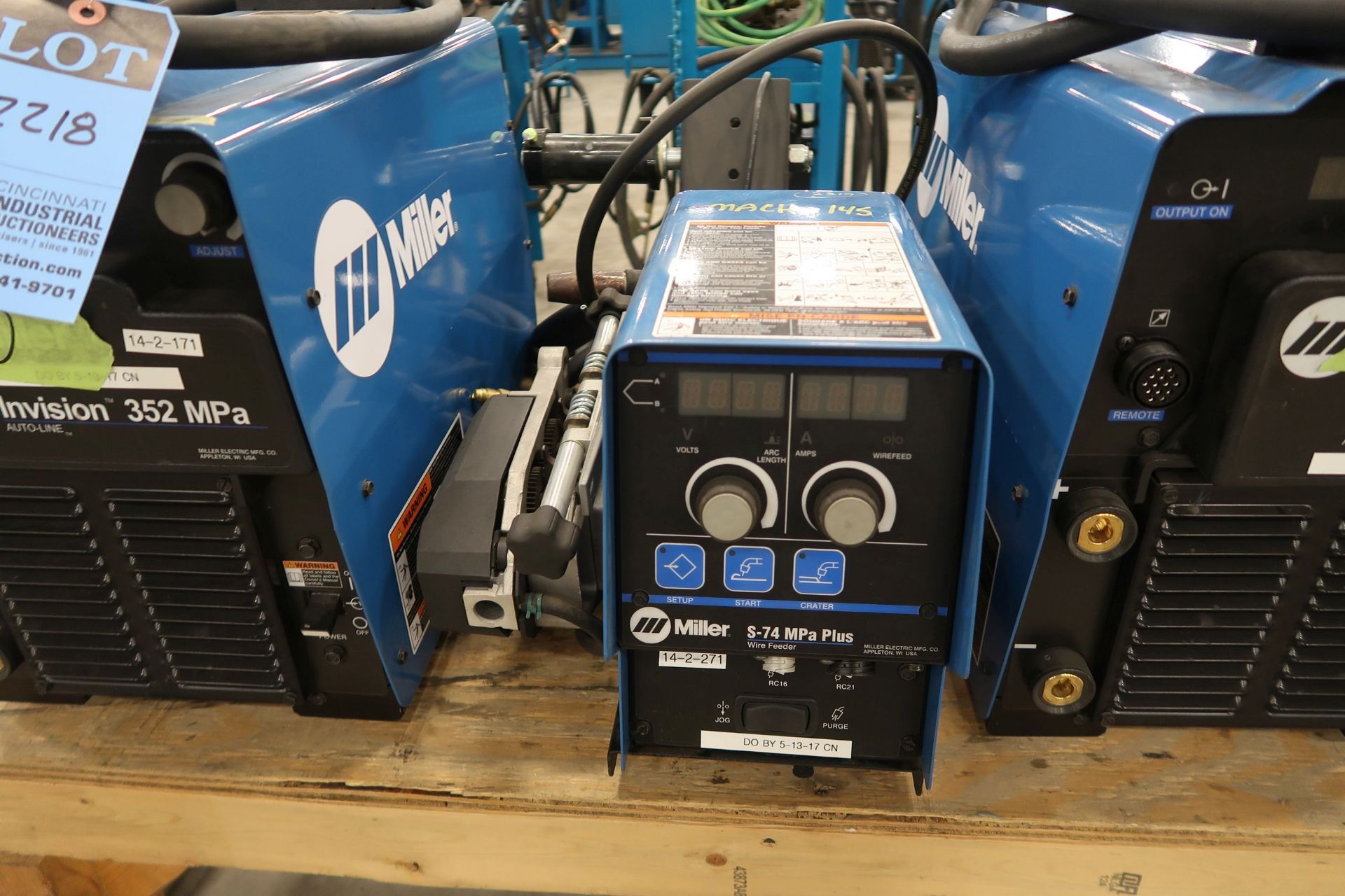350 AMP MILLER INVISION 352 MPA WELDER WITH MILLER S-74 MPA PLUS WIRE FEEDER; FA 70063-07 - Image 3 of 4
