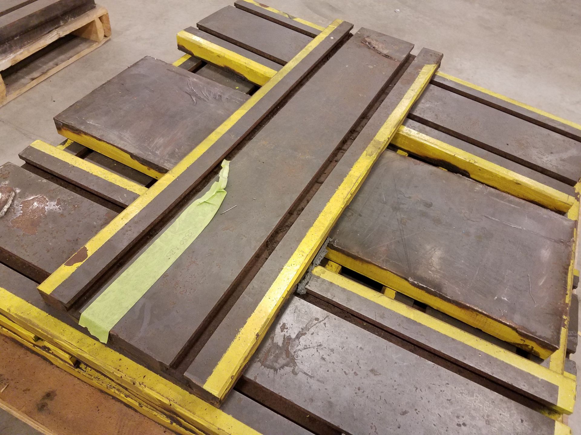 SKIDS 12" X 40" T-SLOTTED TABLES - Image 5 of 5