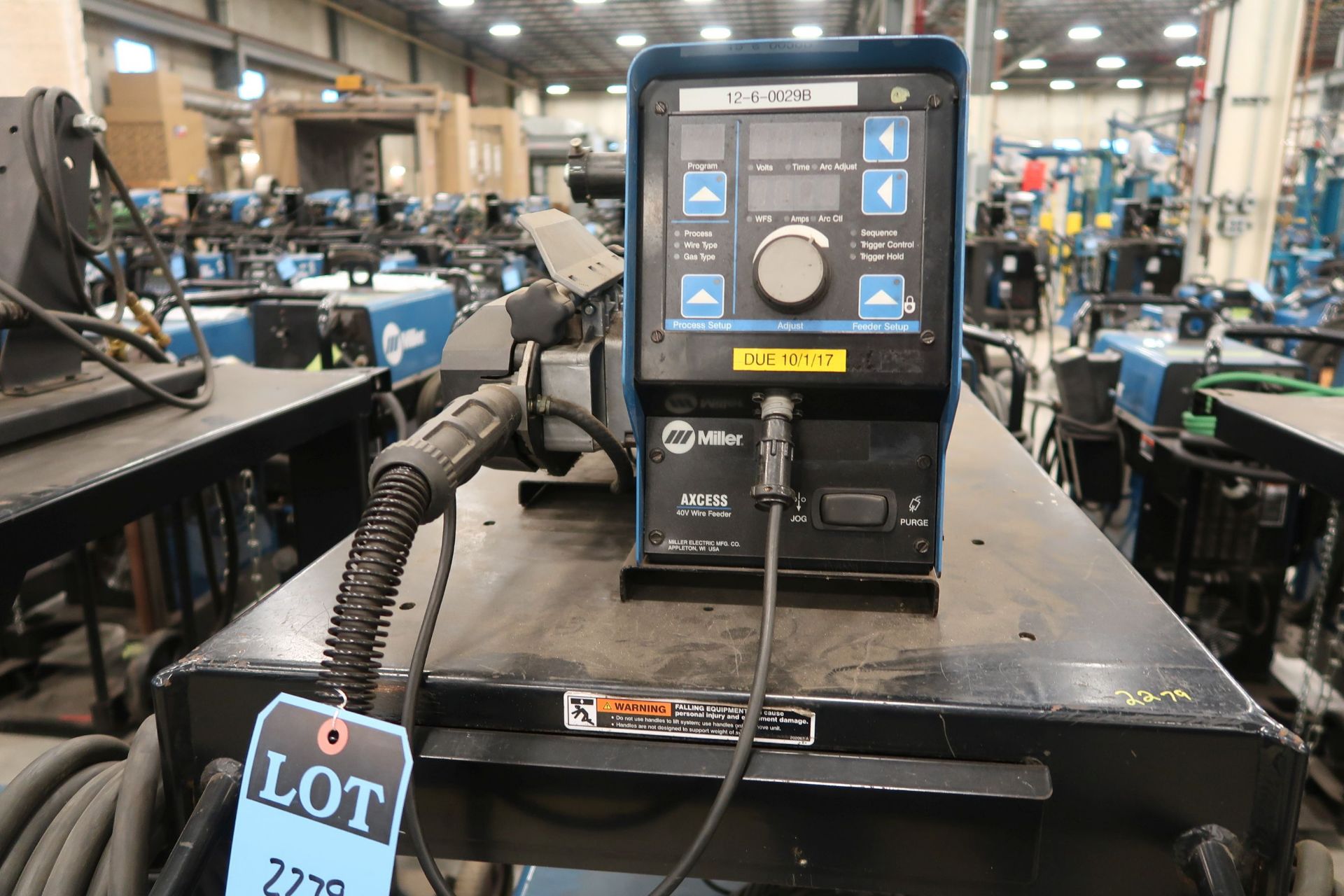 300 AMP MILLER AXCESS 300 MIG WELDER WITH MILLER AXCESS 40V WIRE FEEDER; FA 40003-23 - Image 3 of 4