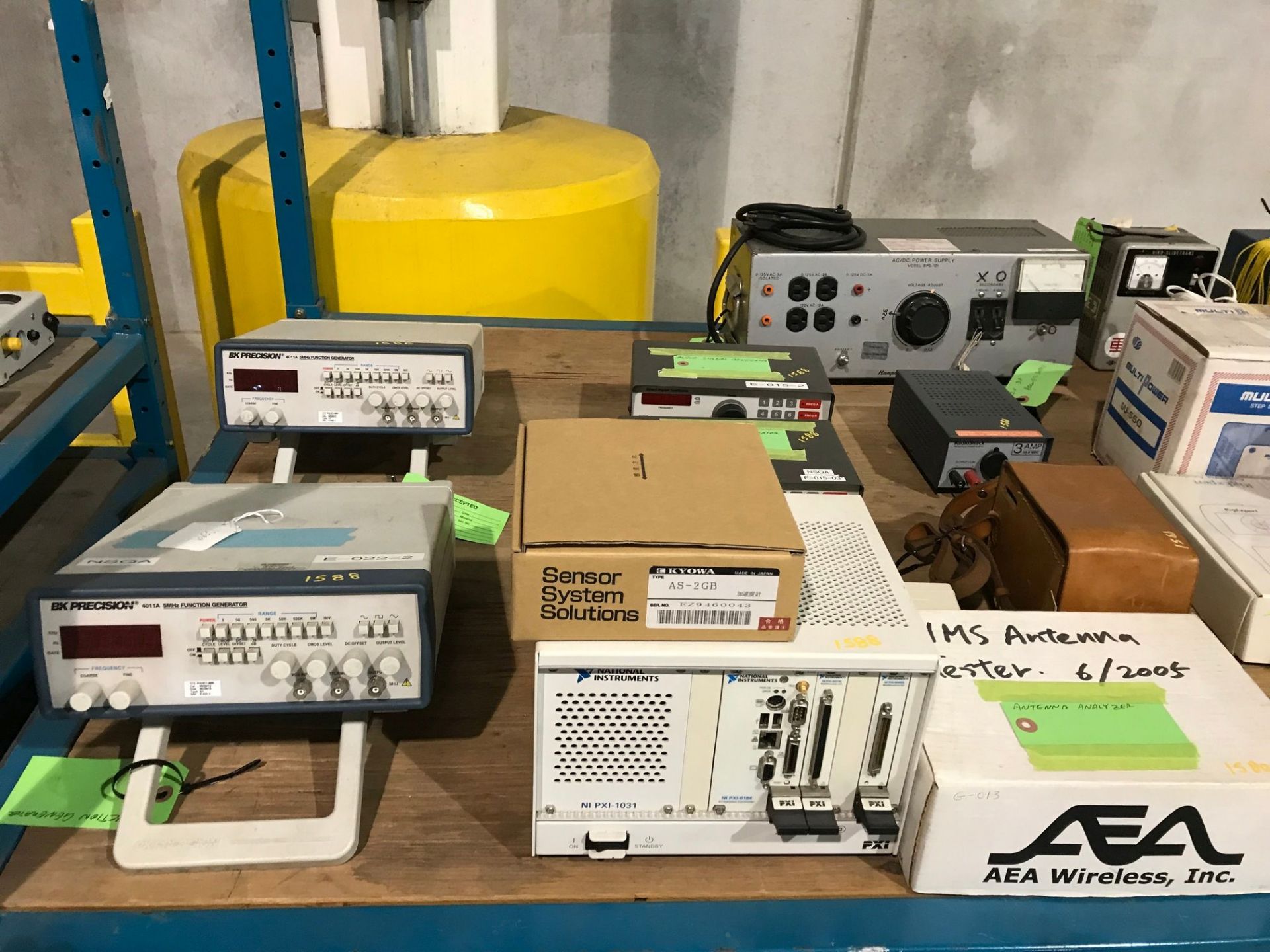 (LOT) ASSORTED TESTING EQUIPMENT INCLUDING (2) BK PRECISION 4011A 5MHZ FUNCTION GENERATORS, AUDIO - Image 4 of 7
