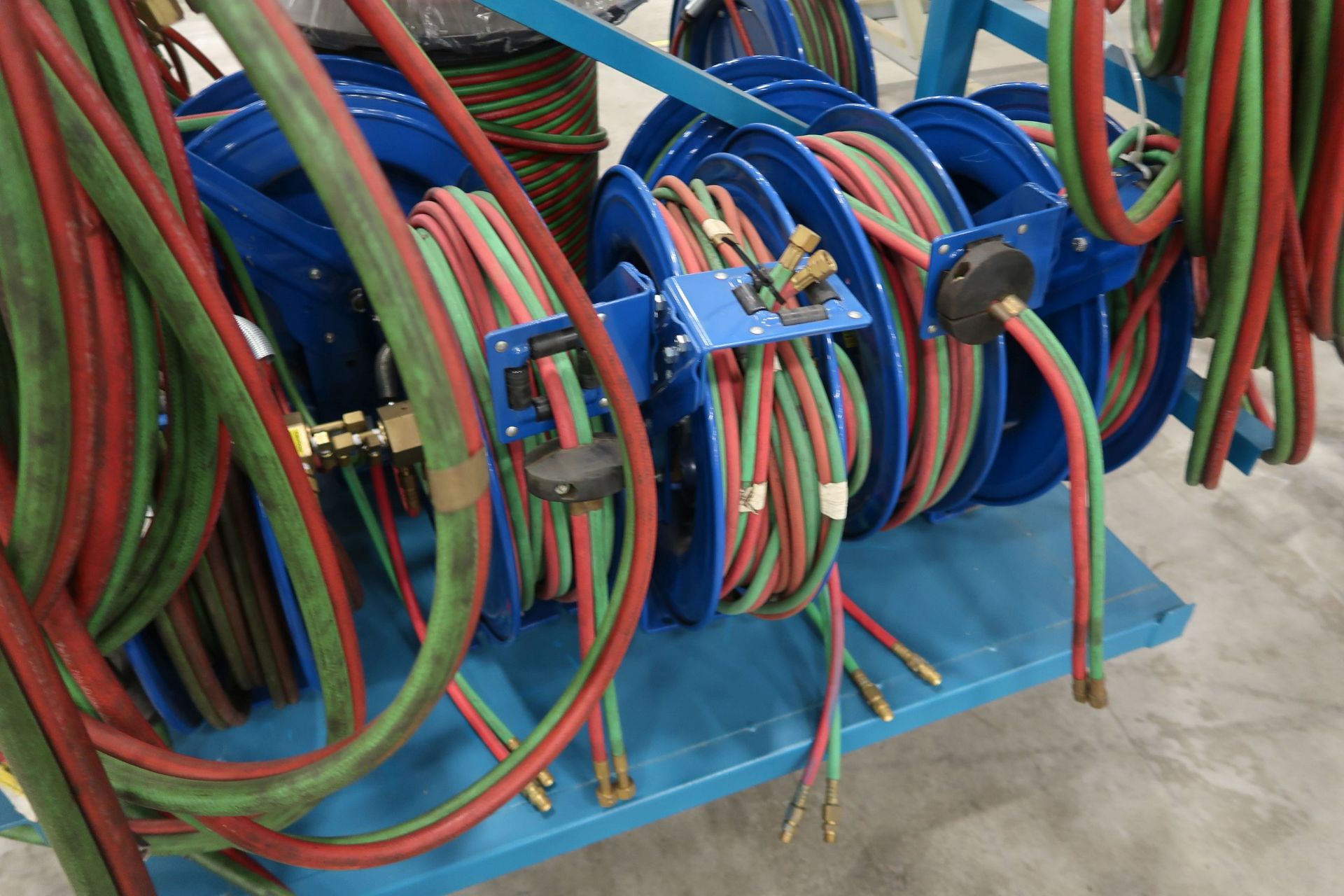 (LOT) HOSE REELS AND HOSES WITH CART - Image 2 of 2