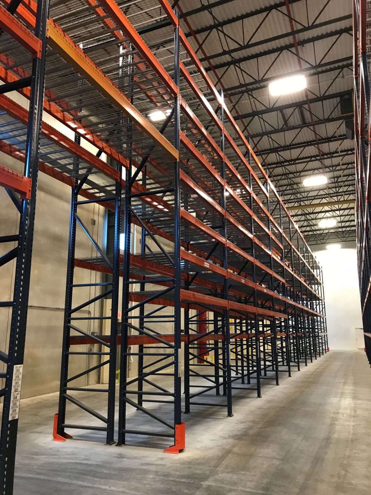 SECTIONS 108" LONG X 42" WIDE X 288" HIGH TEARDROP TYPE ADJUSTABLE BEAM PALLET RACK WITH WIRE - Image 6 of 7