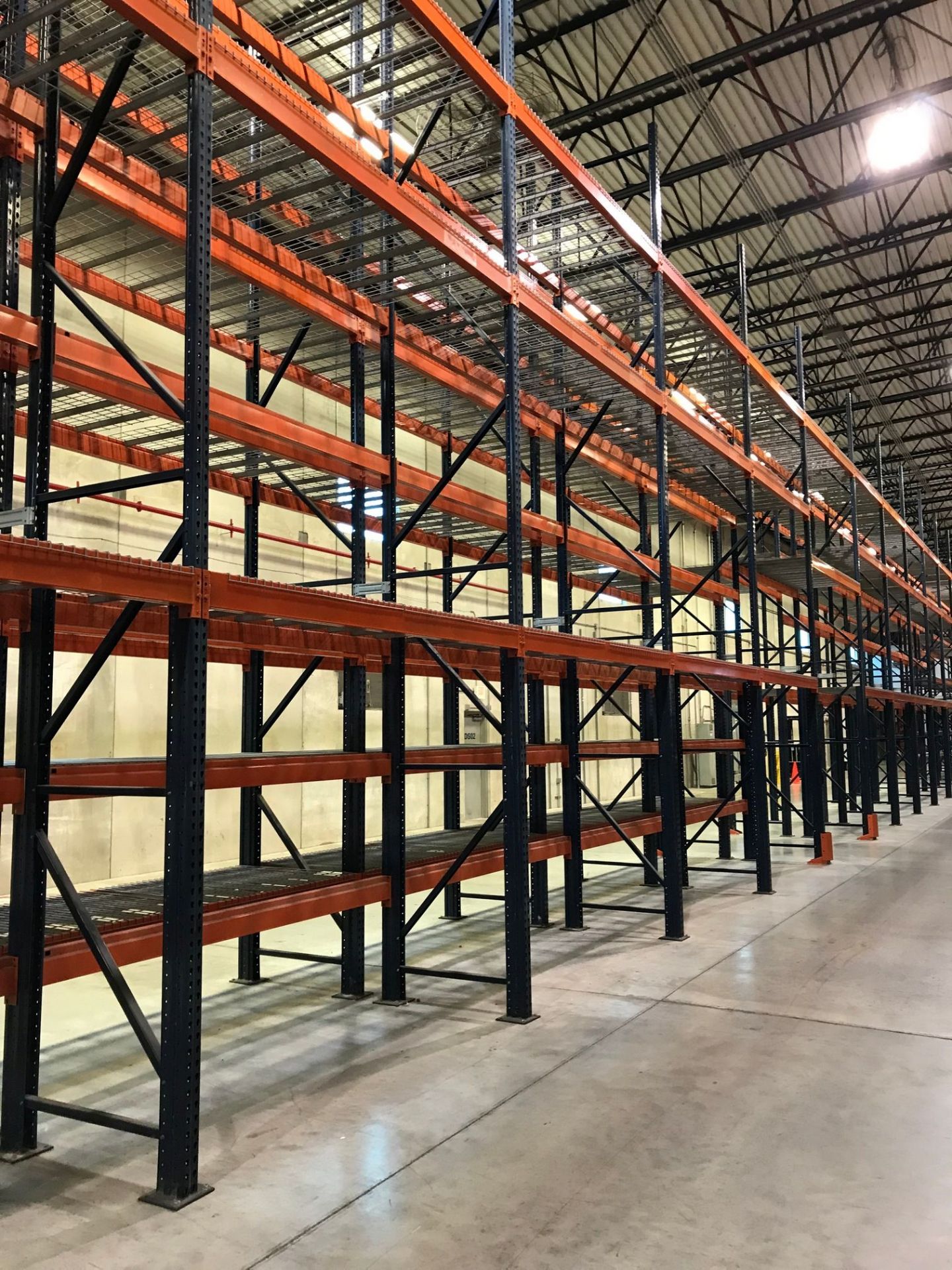 SECTIONS 60" X 108" X 288" TEARDROP TYPE ADJUSTABLE BEAM PALLET RACK WITH WIRE DECKING, 6" HIGH - Image 6 of 16