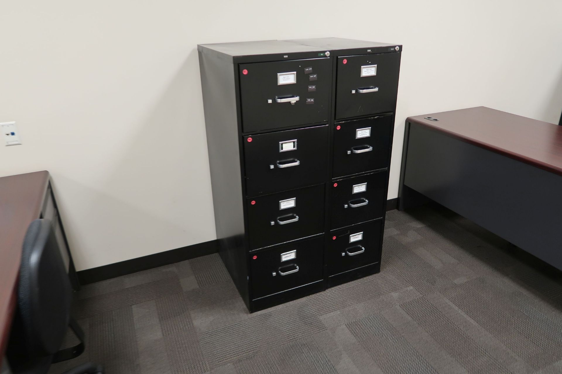 (LOT) CONTENTS OF ROOM INCLUDING (2) DESKS, (6) 4-DRAWER FILE CABINETS - Image 3 of 6