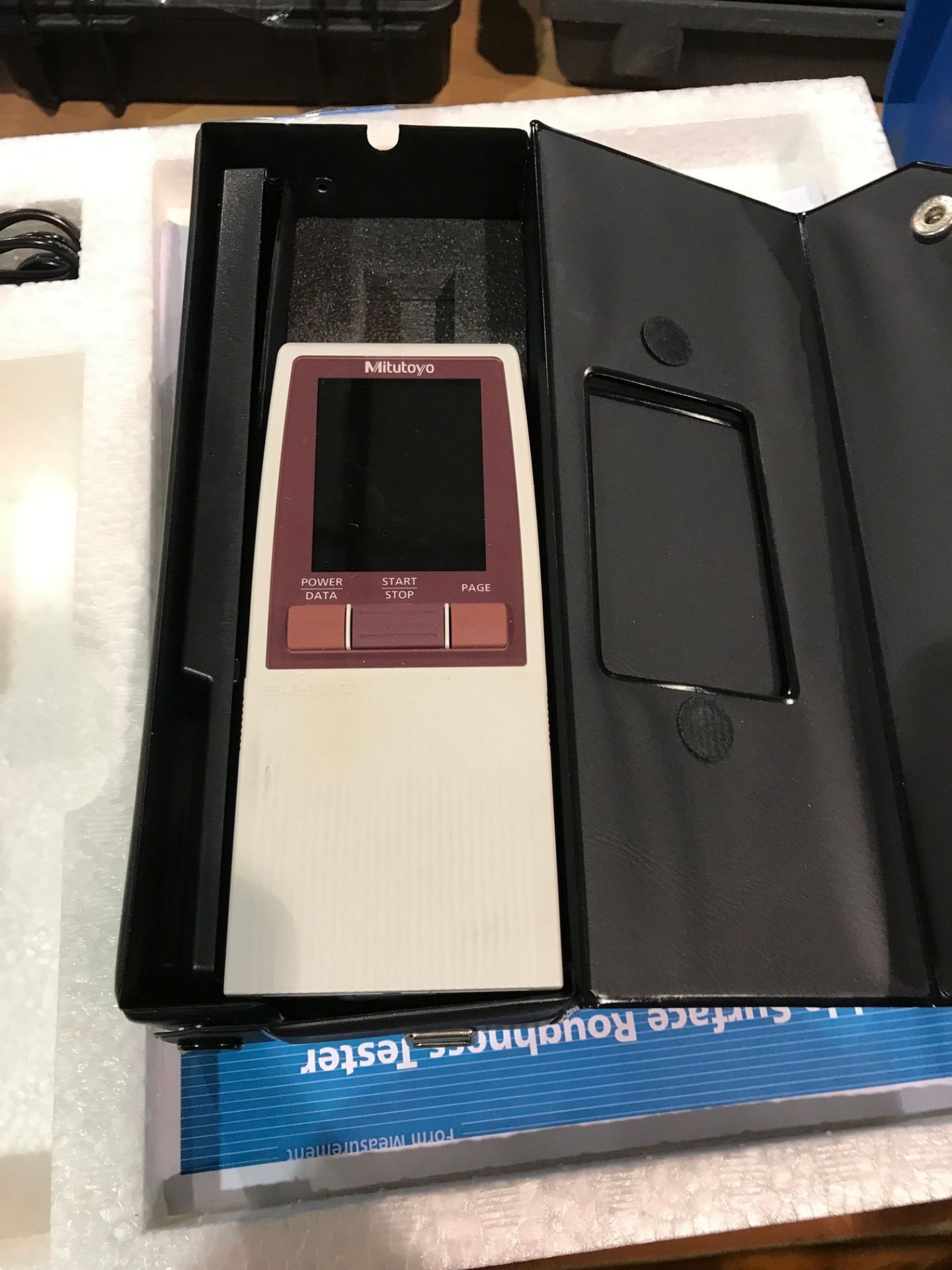 MITUTOYO SJ-210 SURFACE ROUGHNESS MEASURING TESTER; FA 60035 (NEW) - Image 2 of 3