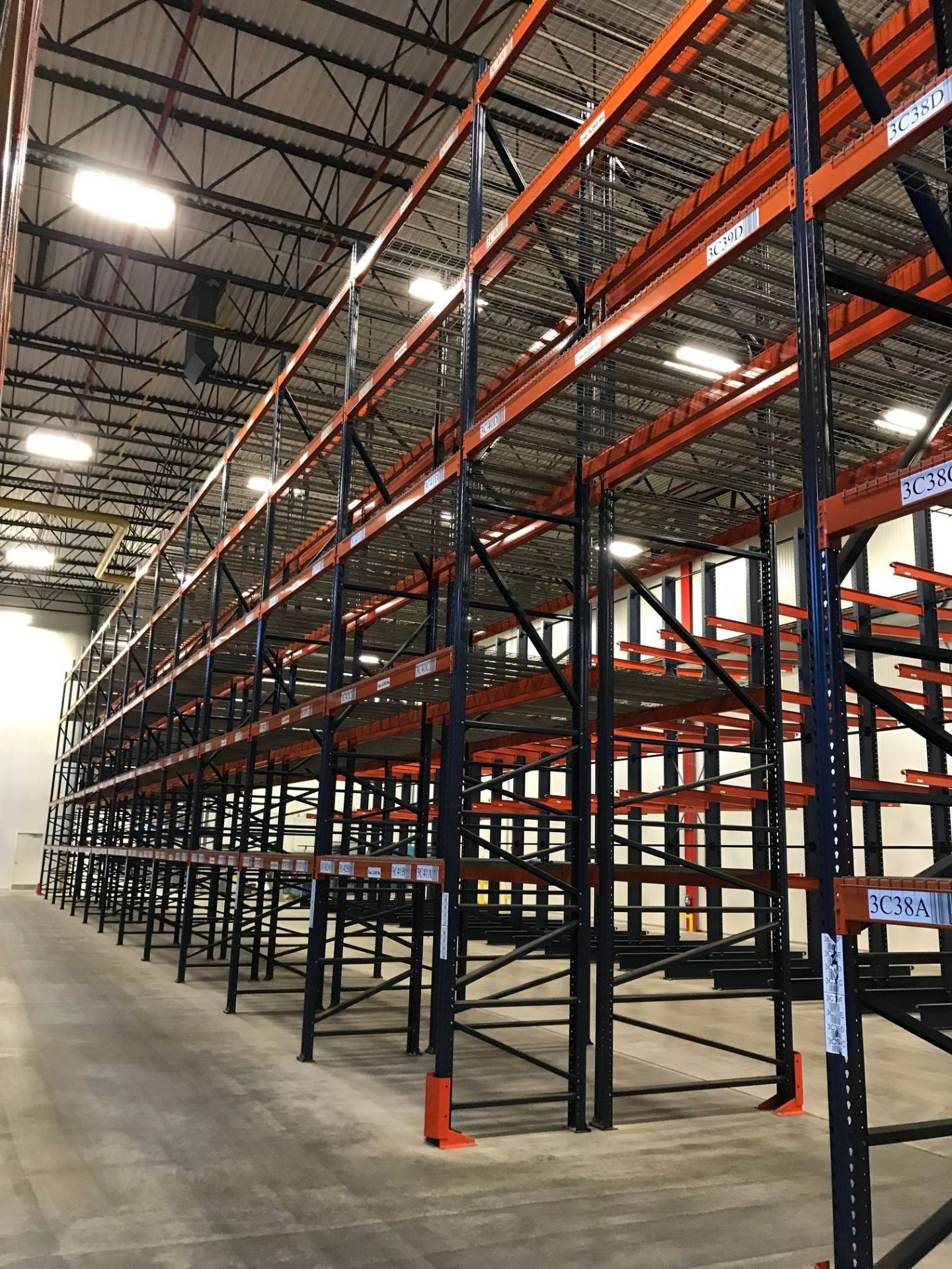 SECTIONS 108" LONG X 42" WIDE X 288" HIGH TEARDROP TYPE ADJUSTABLE BEAM PALLET RACK WITH WIRE - Image 7 of 8