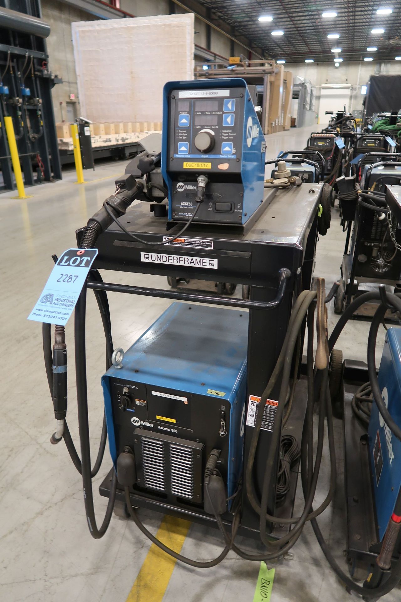 300 AMP MILLER AXCESS 300 MIG WELDER WITH MILLER AXCESS 40V WIRE FEEDER; FA 40003-04