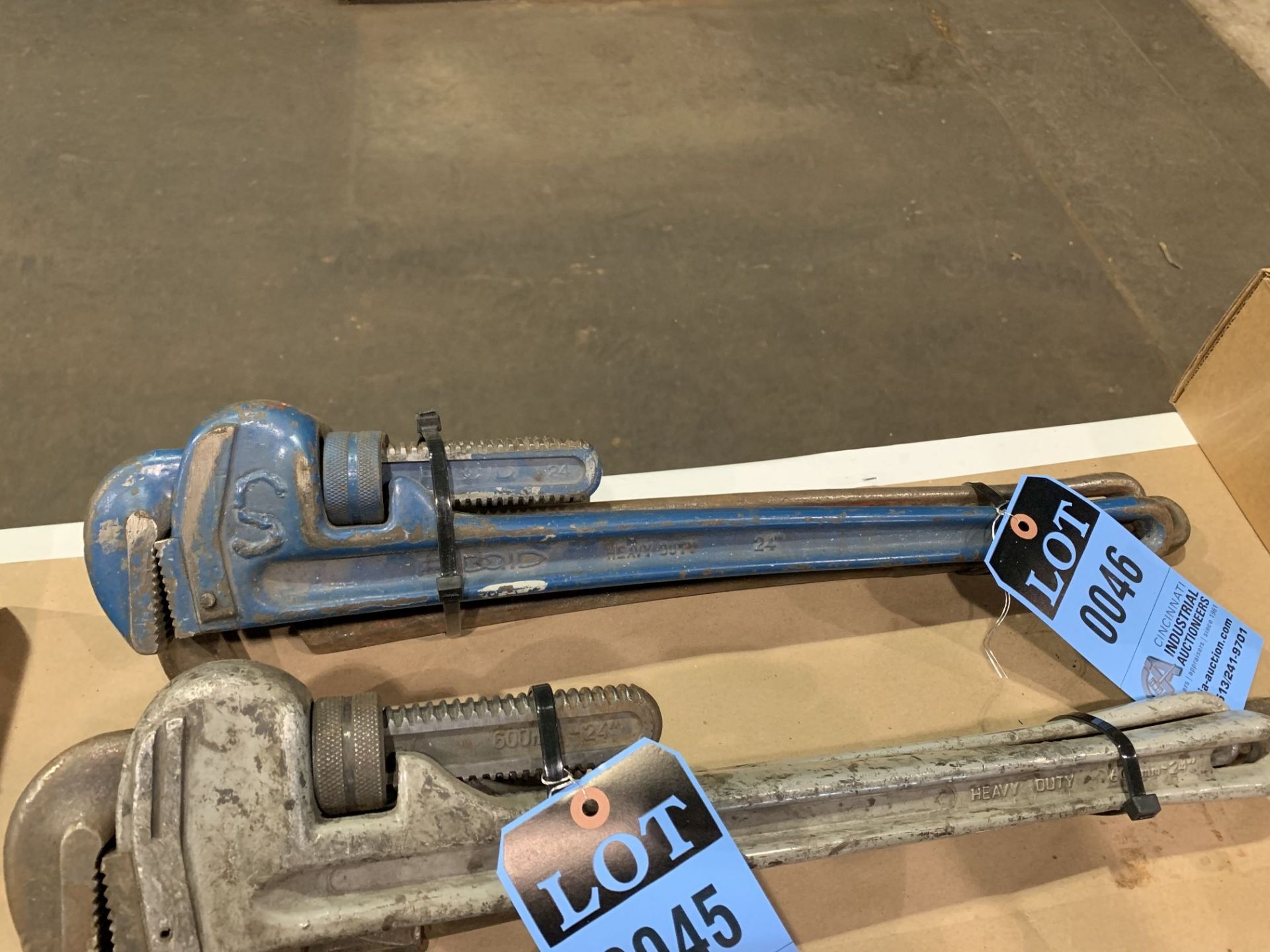 24" PIPE WRENCHES